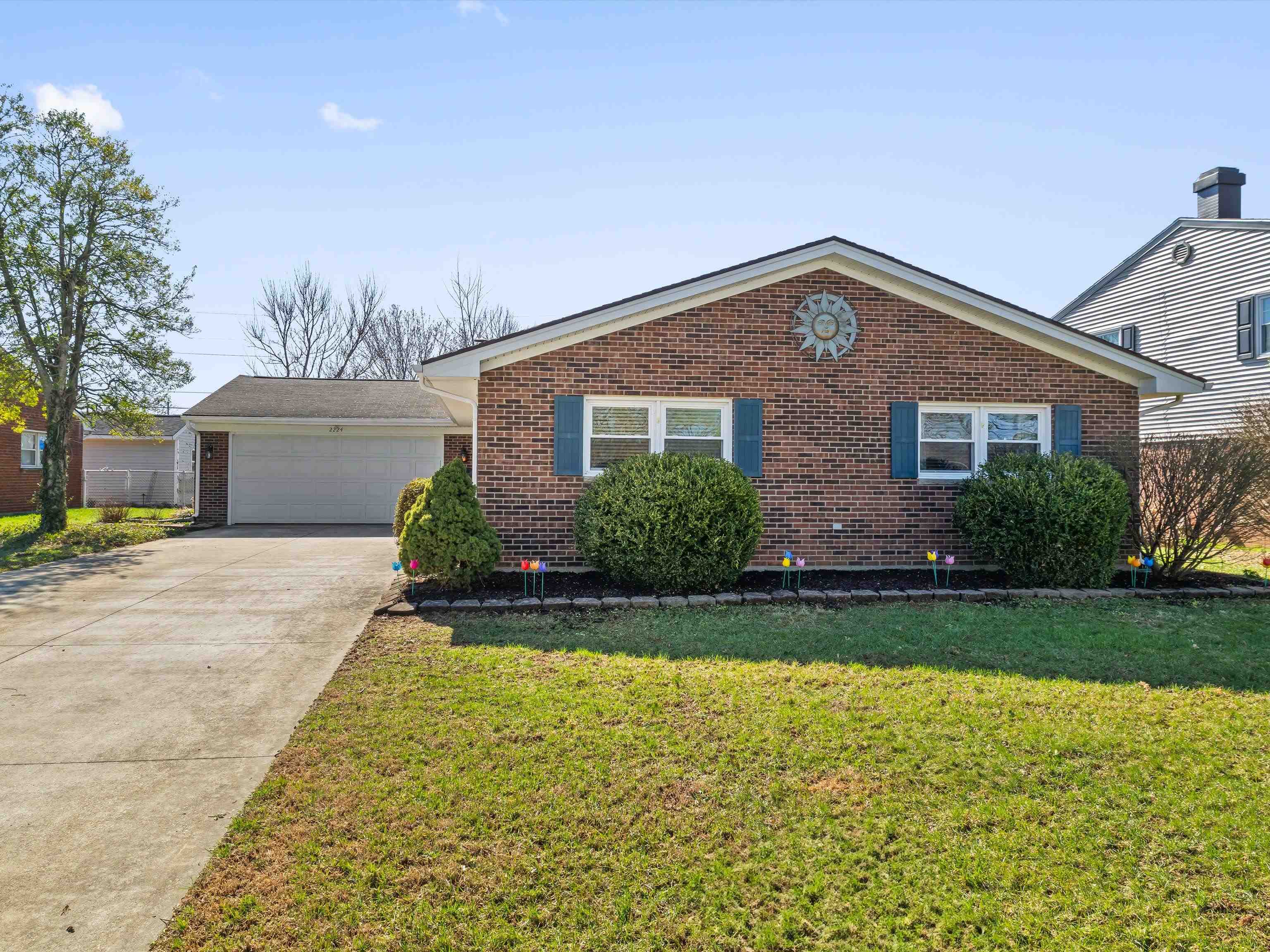 2224 Twenty Grand Avenue, Owensboro, Kentucky 42301, 3 Bedrooms Bedrooms, ,2 BathroomsBathrooms,Single Family Residence,For Sale,Twenty Grand Avenue,91782