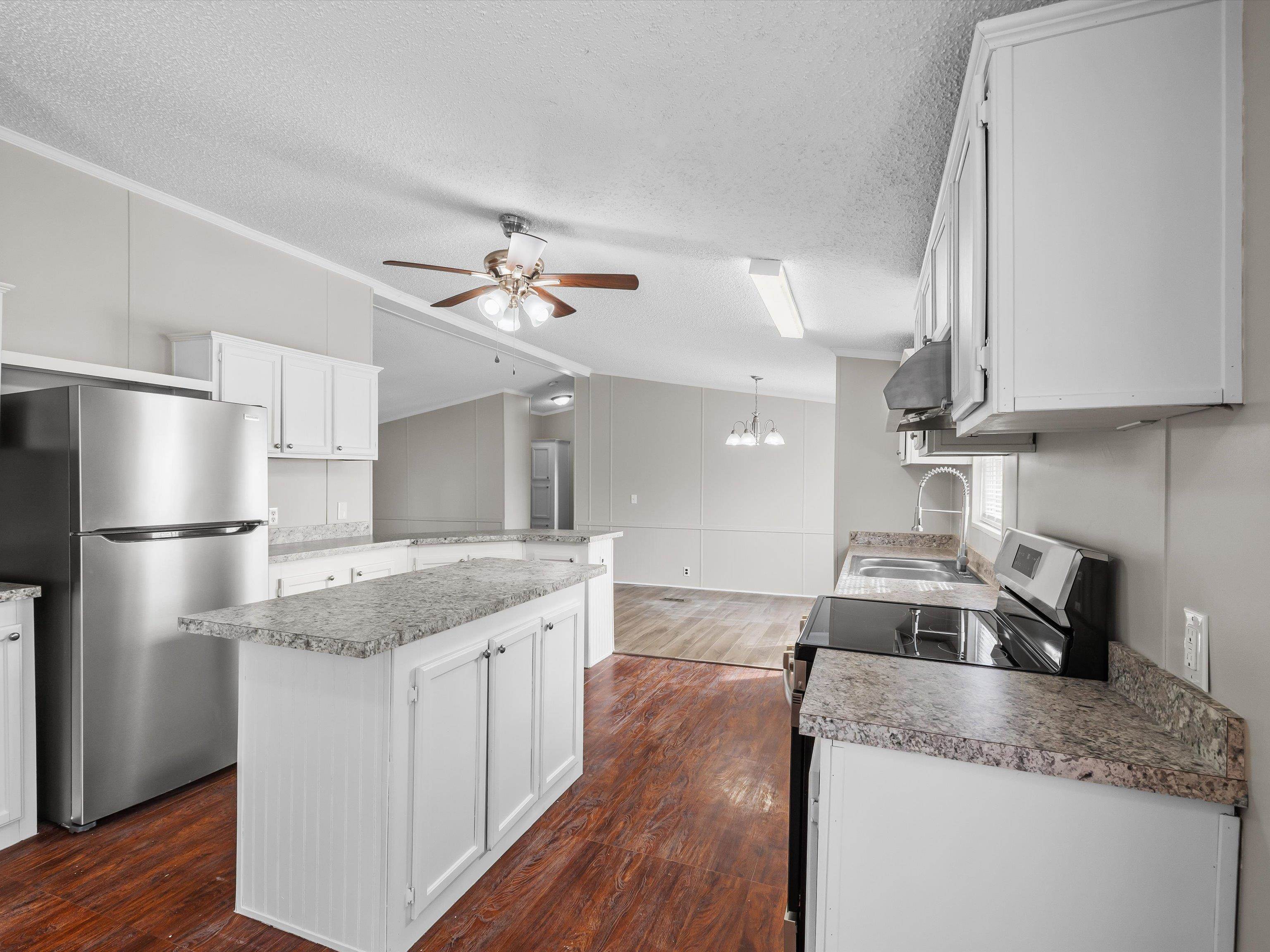 1025 Buford, Utica, Kentucky 42376, 4 Bedrooms Bedrooms, ,2 BathroomsBathrooms,Manufactured On Land,For Sale,Buford,91786