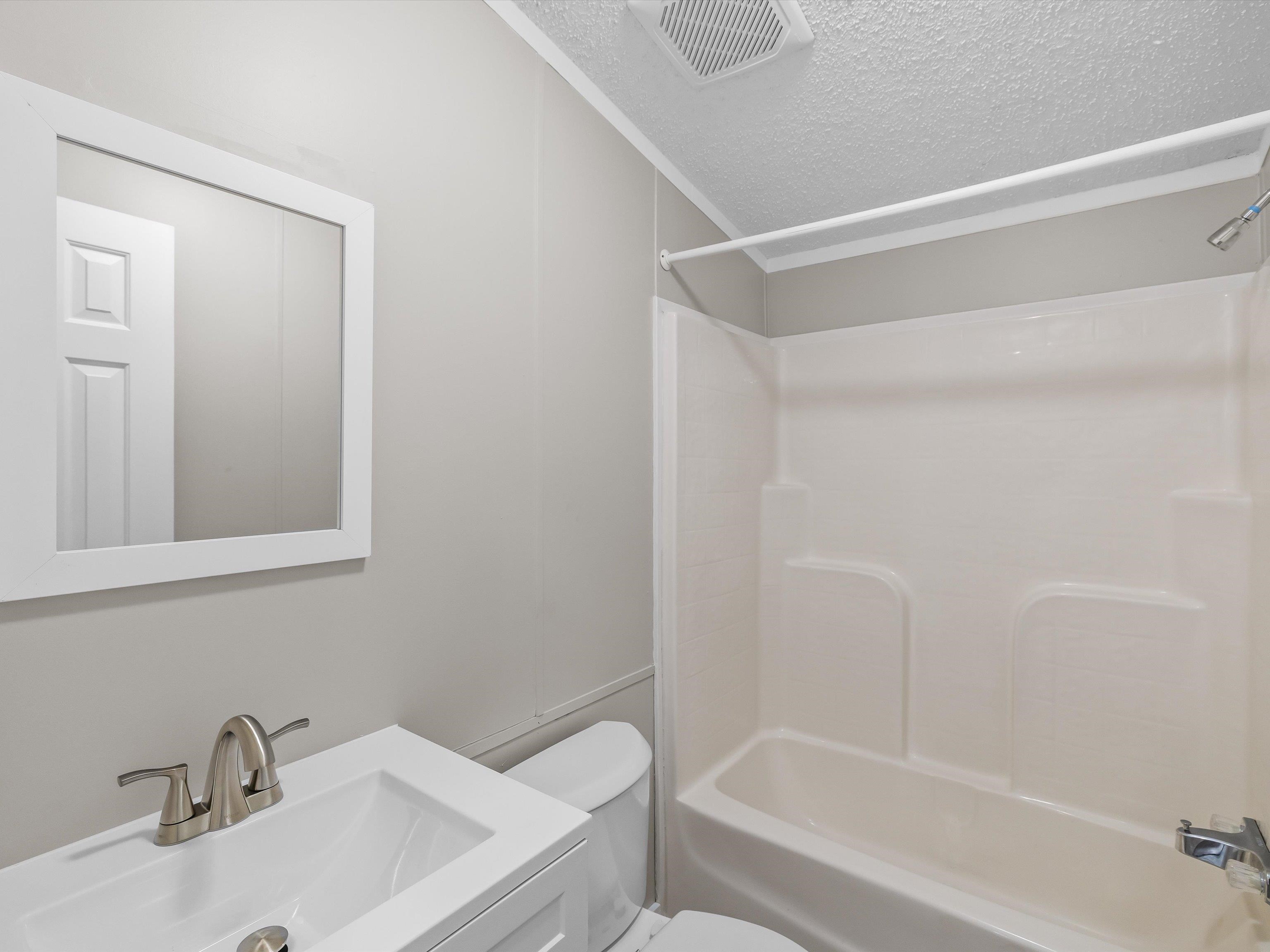 1025 Buford, Utica, Kentucky 42376, 4 Bedrooms Bedrooms, ,2 BathroomsBathrooms,Manufactured On Land,For Sale,Buford,91786