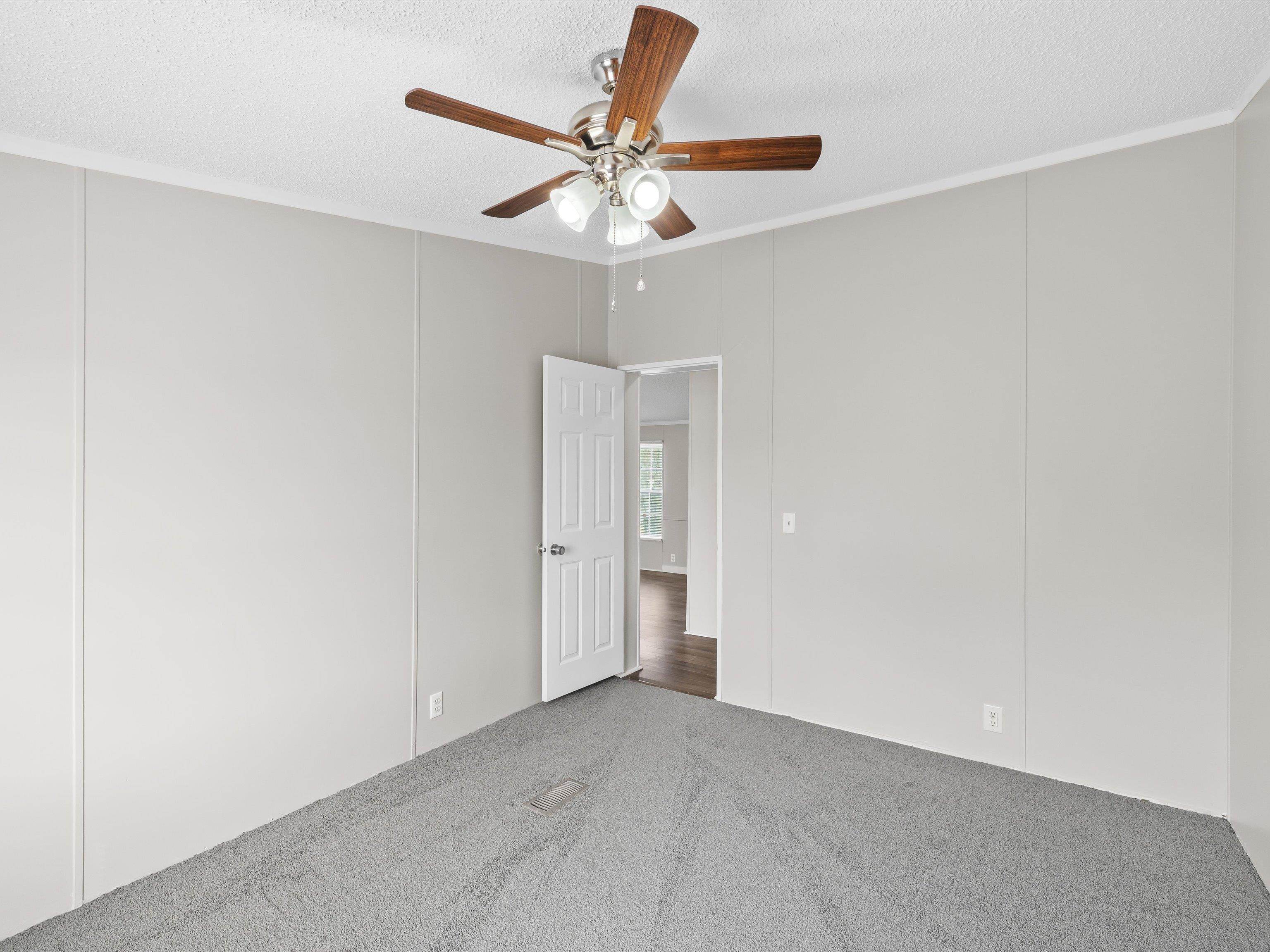 1025 Buford, Utica, Kentucky 42376, 4 Bedrooms Bedrooms, ,2 BathroomsBathrooms,Manufactured On Land,For Sale,Buford,91786