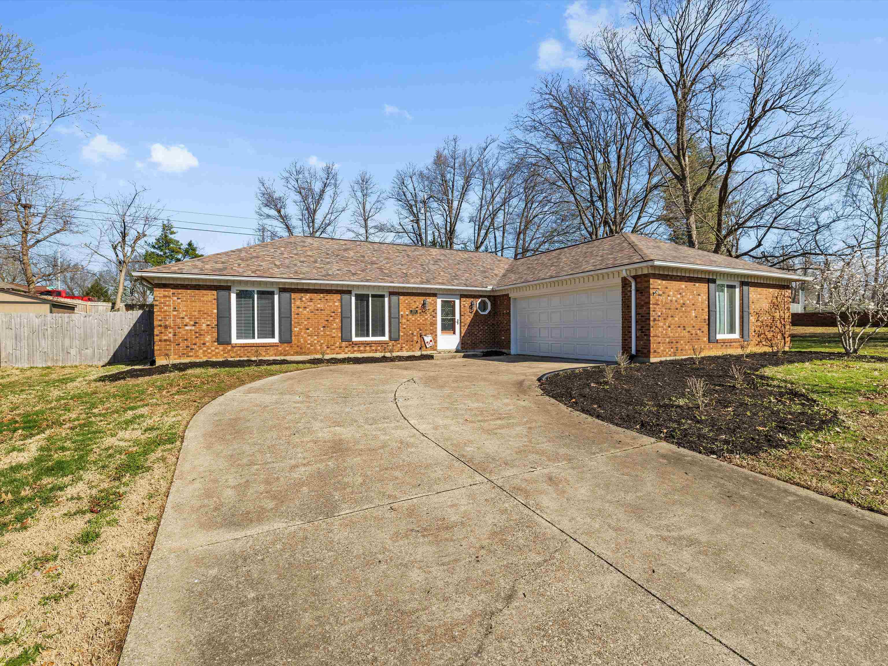 2309 Becklynn Drive, Owensboro, Kentucky 42303, 4 Bedrooms Bedrooms, ,2 BathroomsBathrooms,Single Family Residence,For Sale,Becklynn Drive,91796