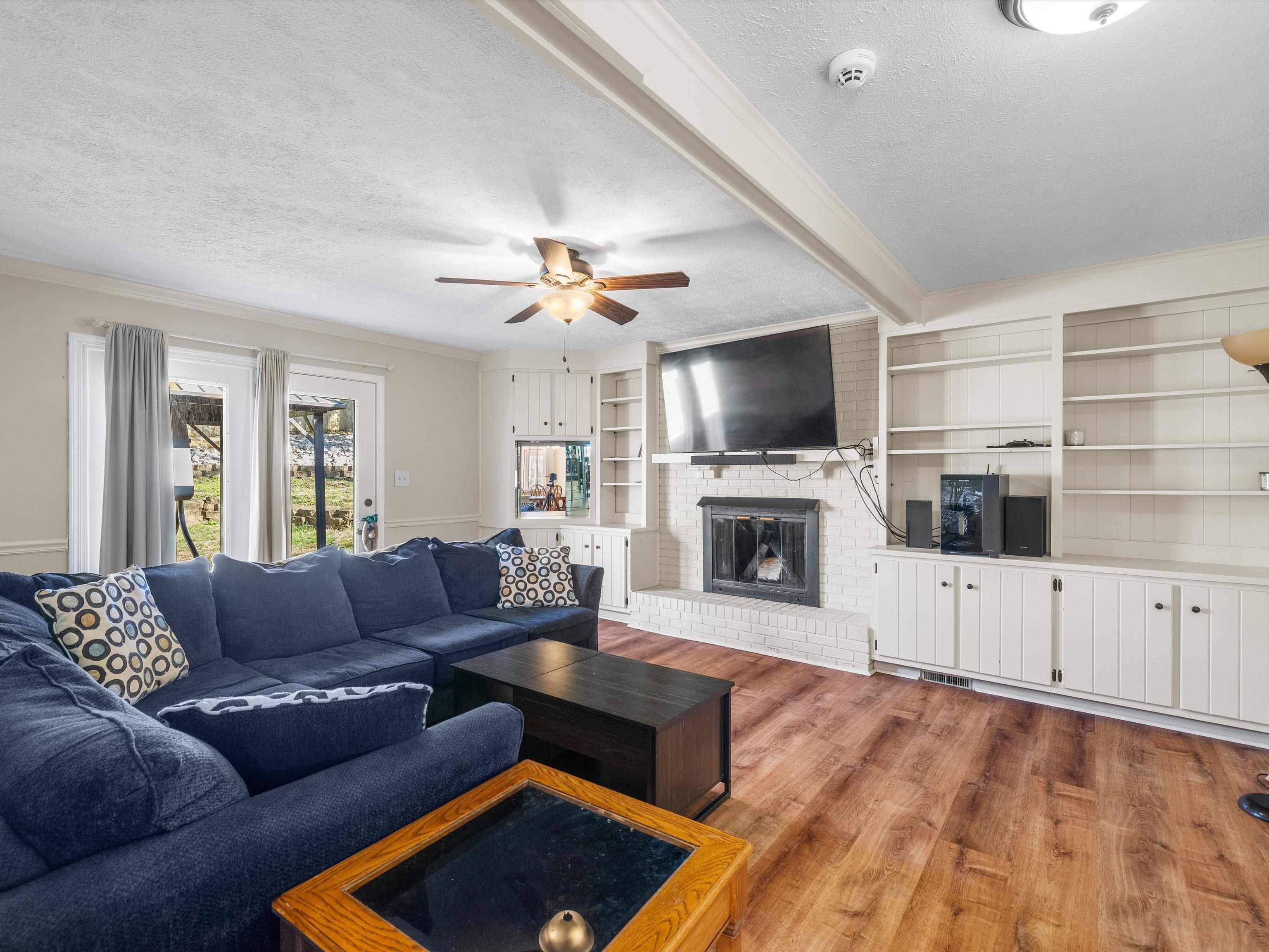 2309 Becklynn Drive, Owensboro, Kentucky 42303, 4 Bedrooms Bedrooms, ,2 BathroomsBathrooms,Single Family Residence,For Sale,Becklynn Drive,91796