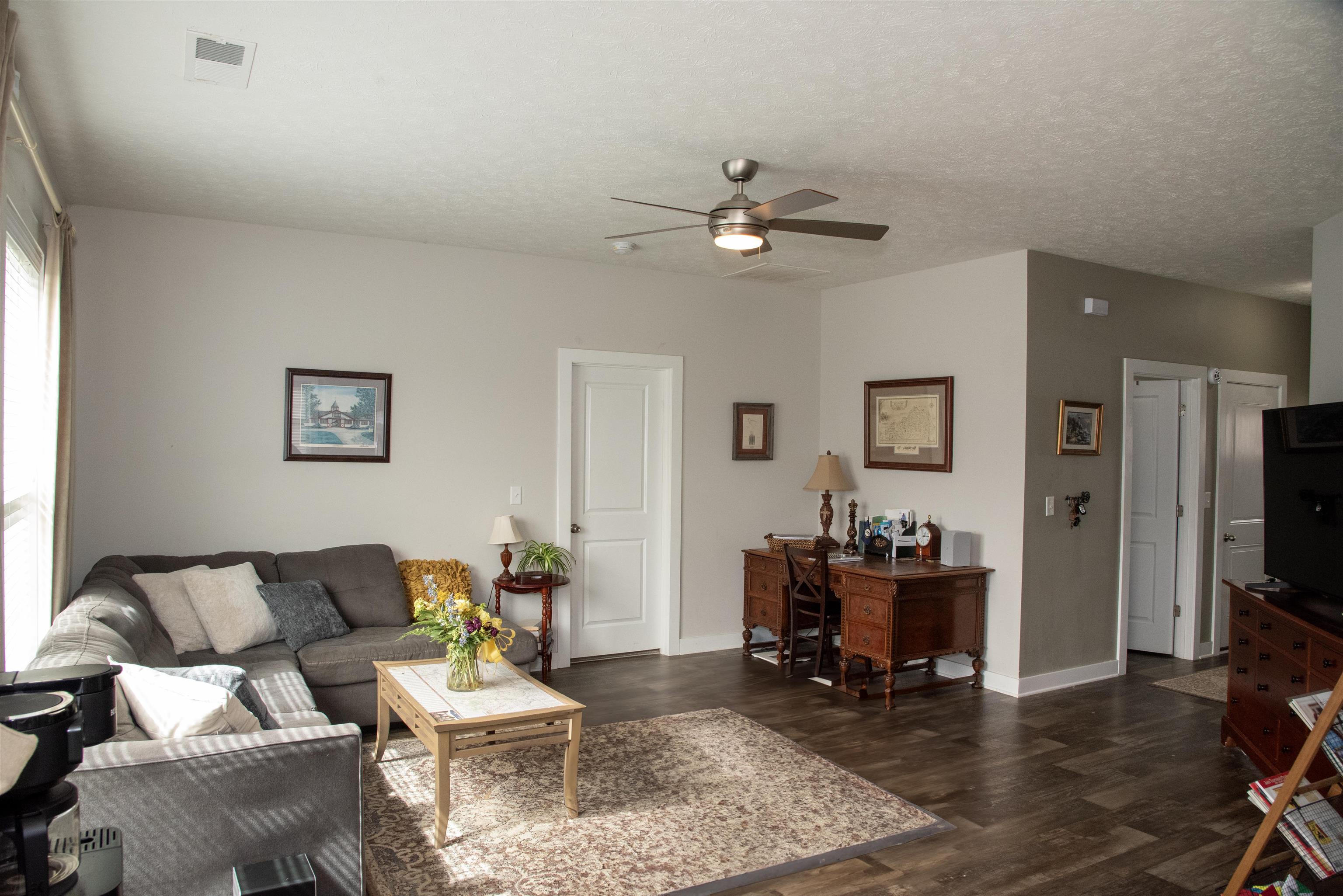 4722 Whistle Rock Ct., Owensboro, Kentucky 42301, 3 Bedrooms Bedrooms, ,2 BathroomsBathrooms,Ranch,For Sale,Whistle Rock Ct.,91799