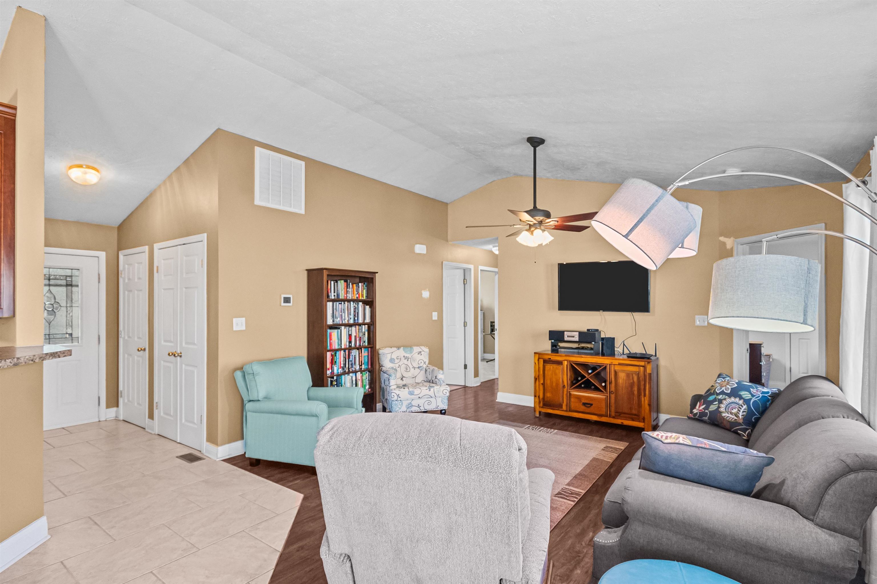 185 Partridge Loop, Owensboro, Kentucky 42301, 3 Bedrooms Bedrooms, ,2 BathroomsBathrooms,Single Family Residence,For Sale,Partridge Loop,91800