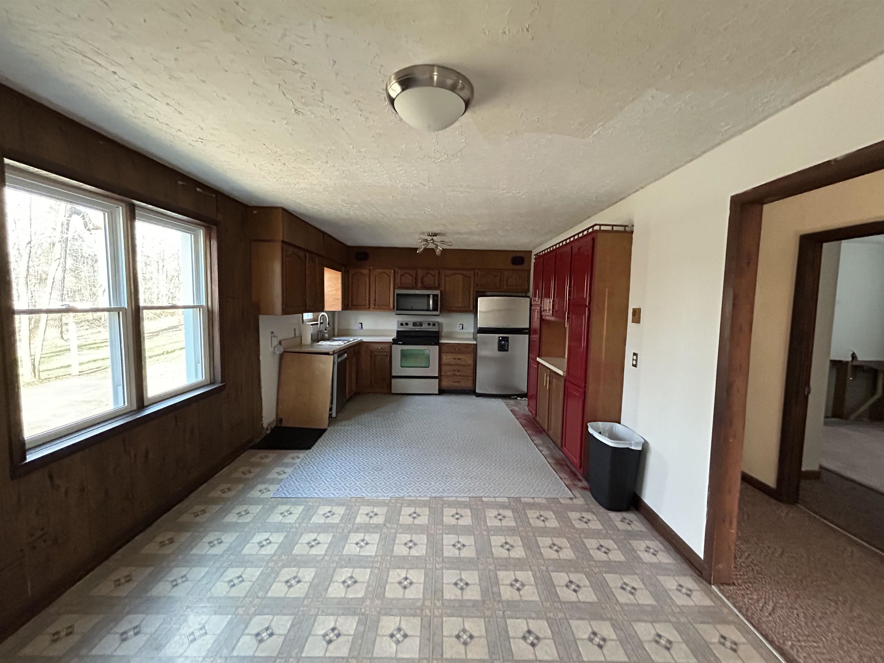5042 State Route 69, Hawesville, Kentucky 42348, 5 Bedrooms Bedrooms, ,2 BathroomsBathrooms,Single Family Residence,For Sale,State Route 69,91802