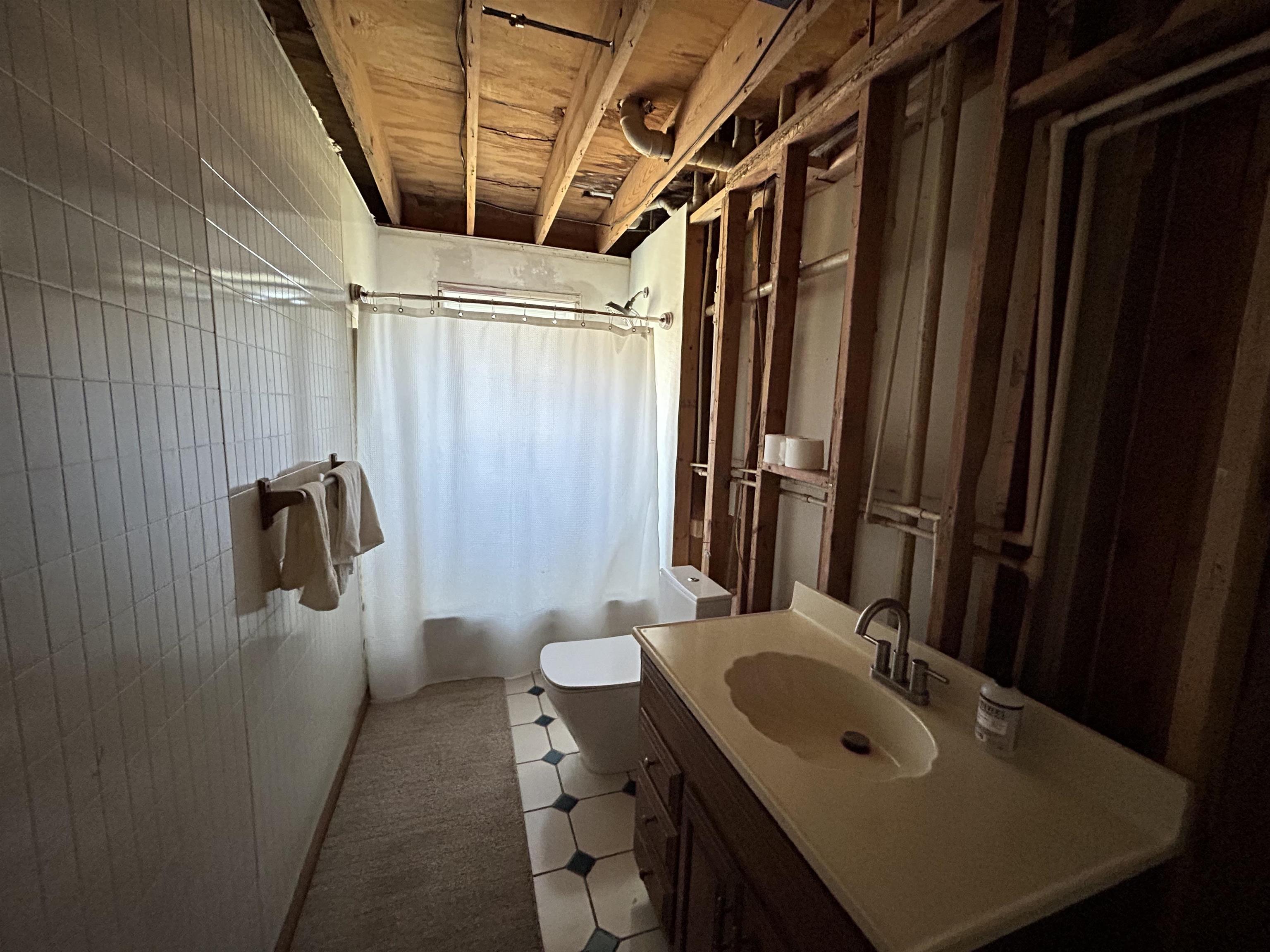 5042 State Route 69, Hawesville, Kentucky 42348, 5 Bedrooms Bedrooms, ,2 BathroomsBathrooms,Single Family Residence,For Sale,State Route 69,91802