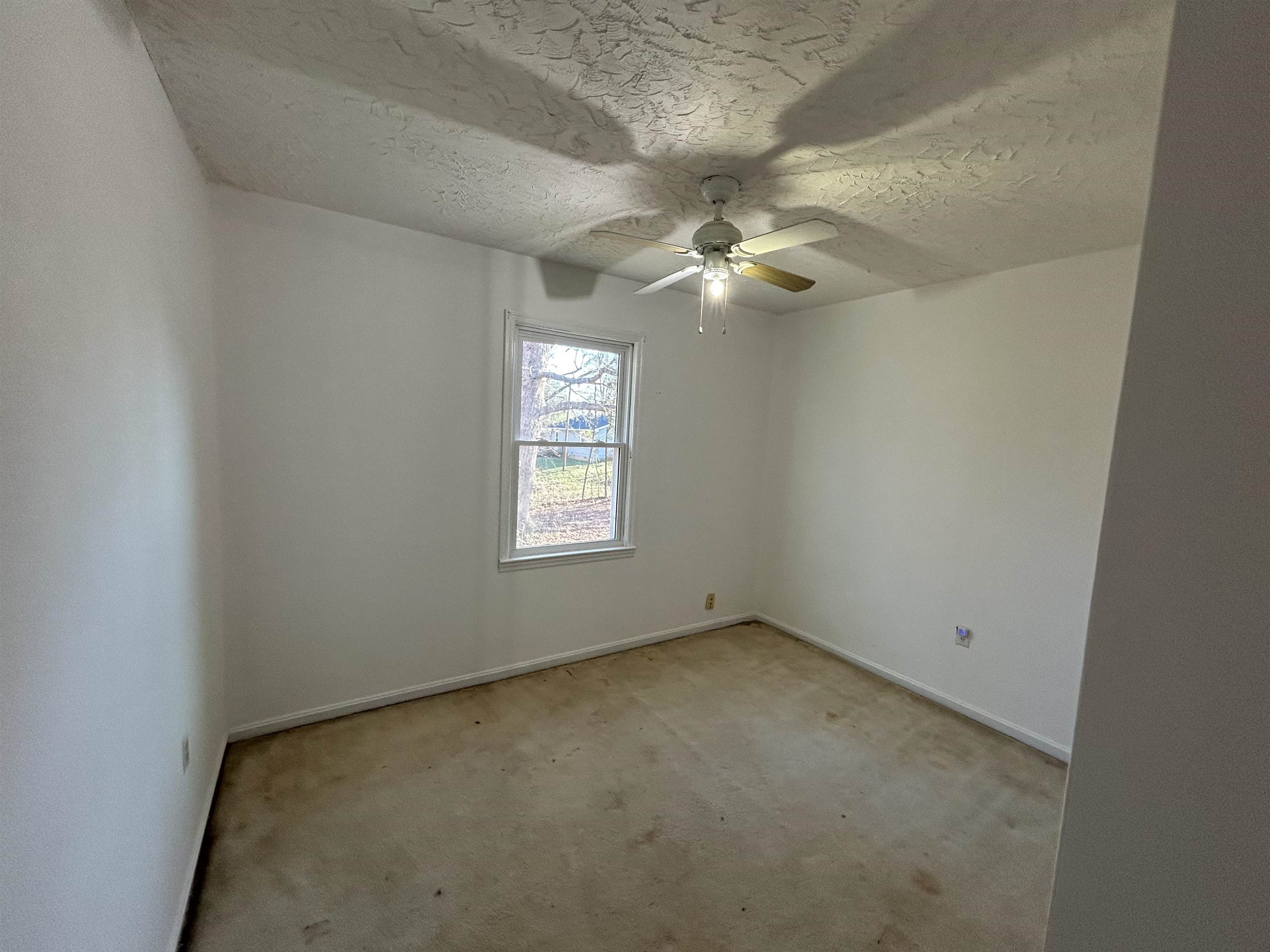 5042 State Route 69, Hawesville, Kentucky 42348, 5 Bedrooms Bedrooms, ,2 BathroomsBathrooms,Single Family Residence,For Sale,State Route 69,91802