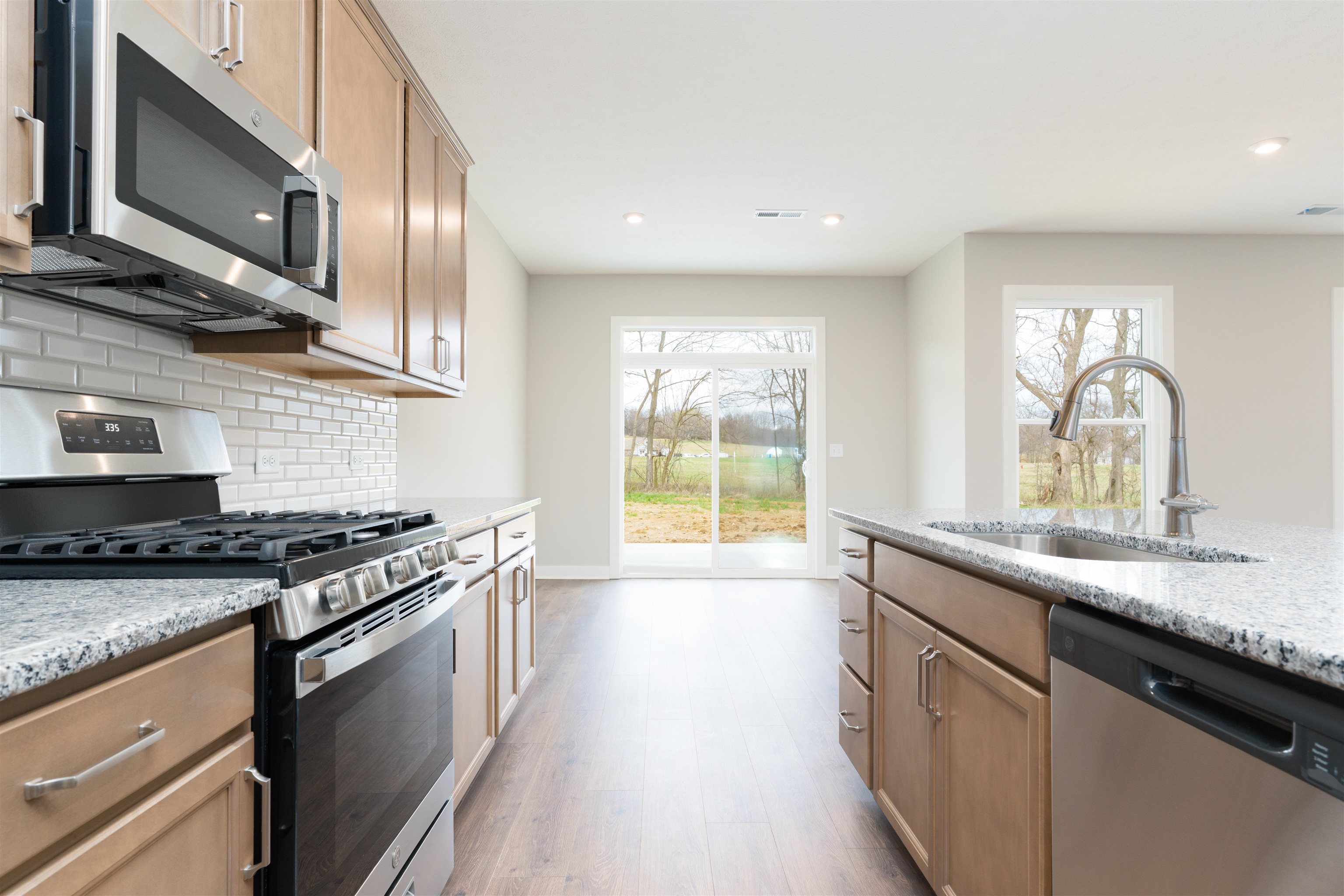 909 Onyx Ln, Owensboro, Kentucky 42301, 3 Bedrooms Bedrooms, ,2 BathroomsBathrooms,Single Family Residence,For Sale,Onyx Ln,91805