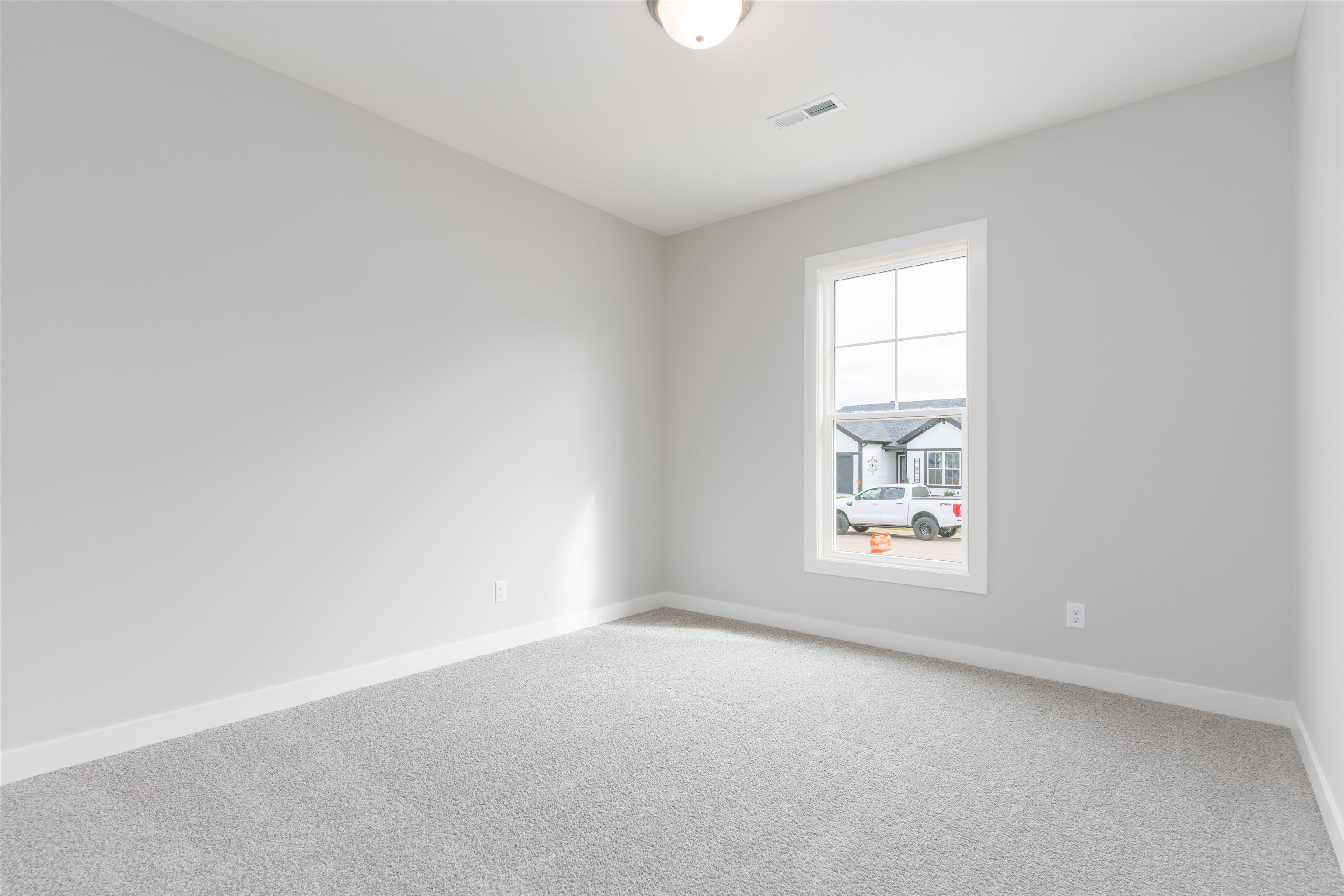 909 Onyx Ln, Owensboro, Kentucky 42301, 3 Bedrooms Bedrooms, ,2 BathroomsBathrooms,Single Family Residence,For Sale,Onyx Ln,91805