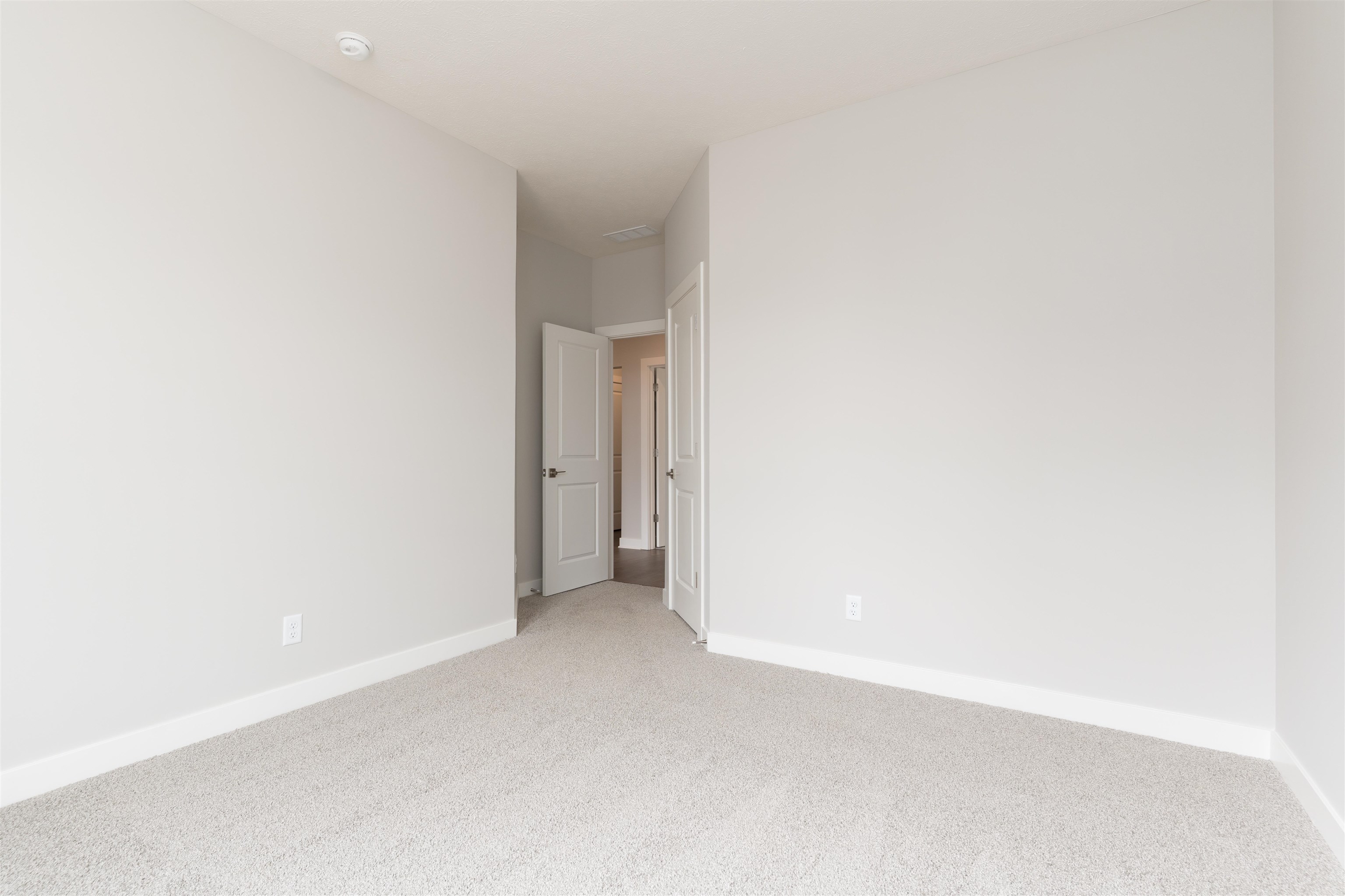 909 Onyx Ln, Owensboro, Kentucky 42301, 3 Bedrooms Bedrooms, ,2 BathroomsBathrooms,Single Family Residence,For Sale,Onyx Ln,91805