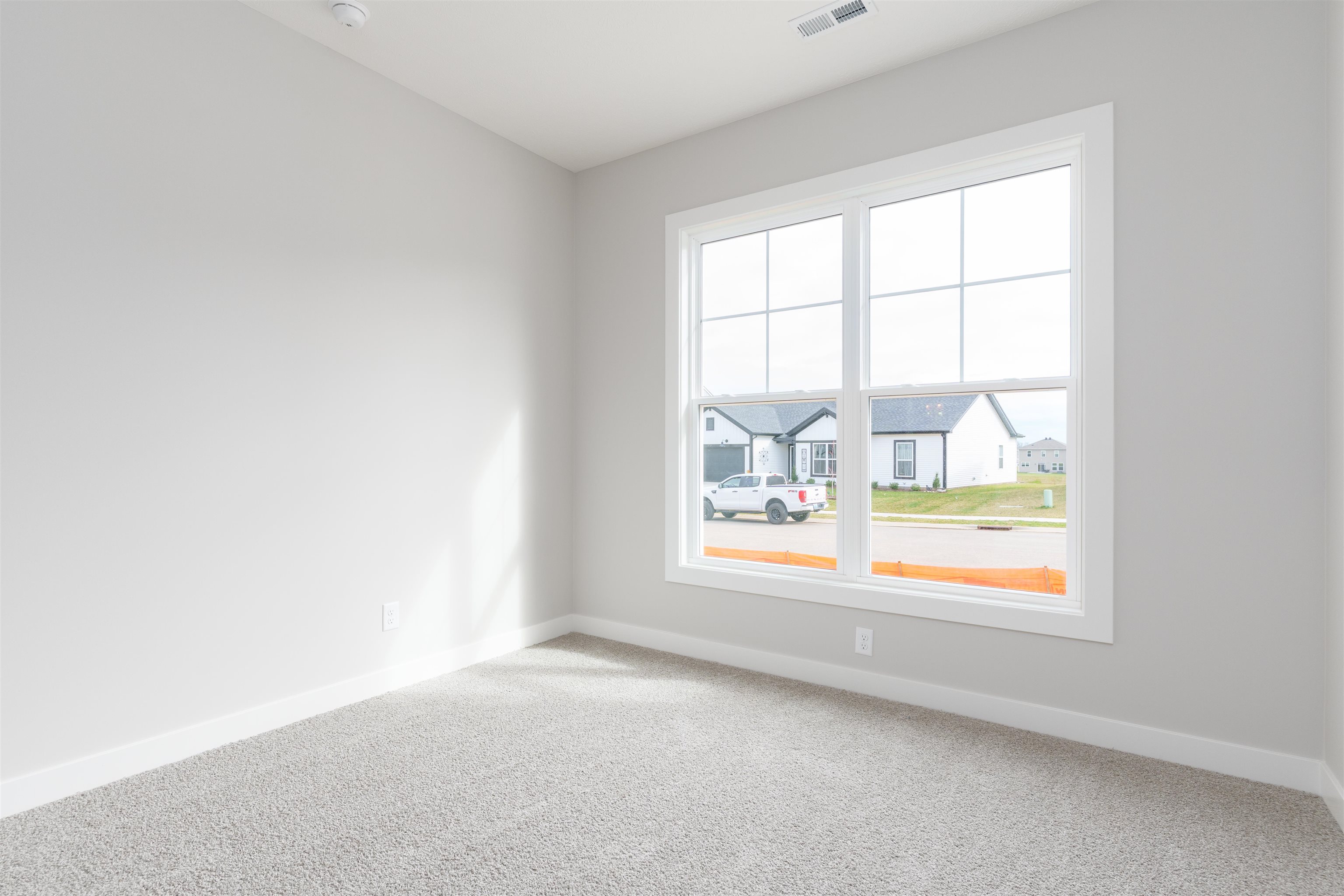 909 Onyx Ln, Owensboro, Kentucky 42301, 3 Bedrooms Bedrooms, ,2 BathroomsBathrooms,Single Family Residence,For Sale,Onyx Ln,91805