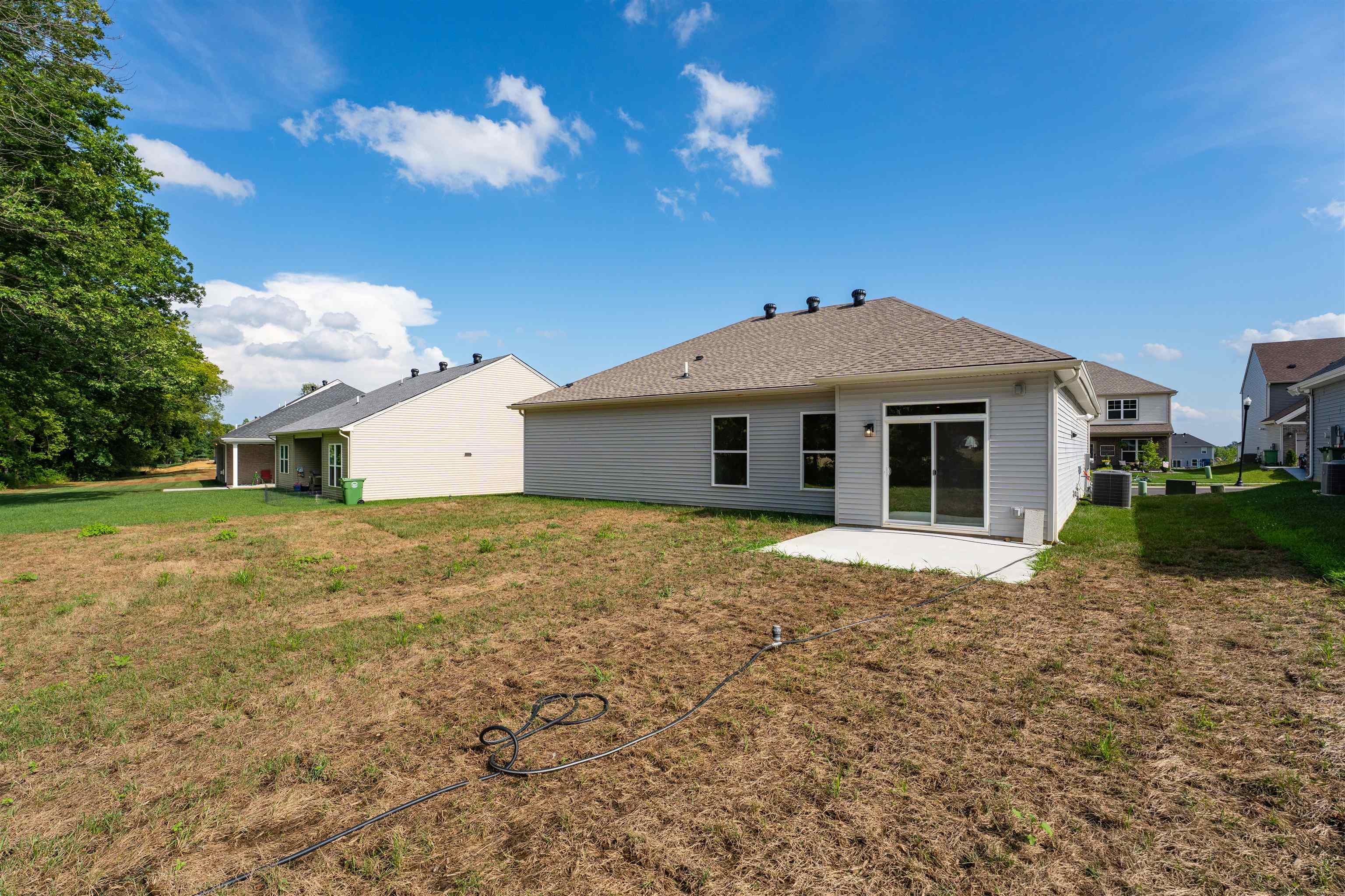 909 Onyx Ln, Owensboro, Kentucky 42301, 3 Bedrooms Bedrooms, ,2 BathroomsBathrooms,Single Family Residence,For Sale,Onyx Ln,91805