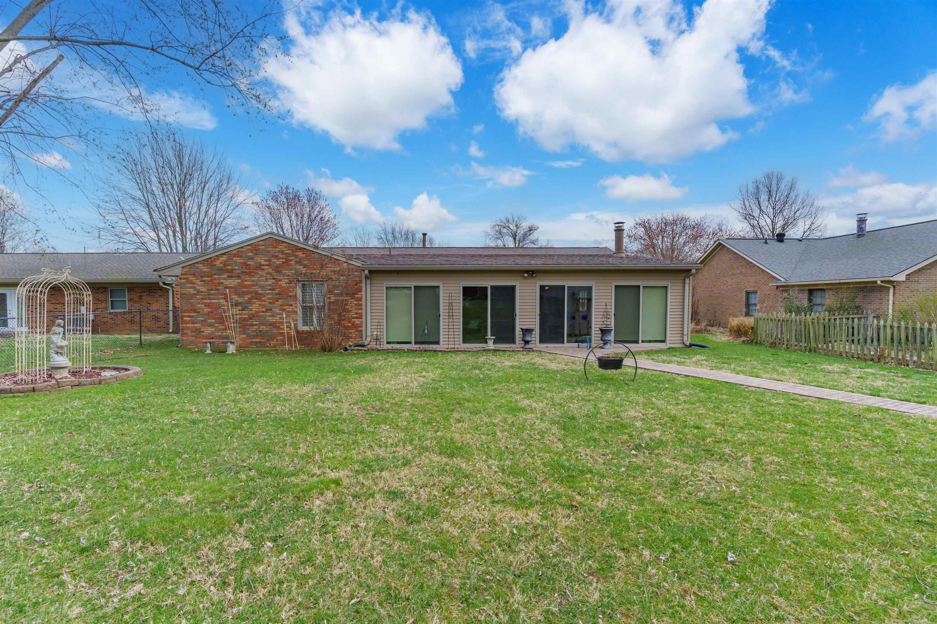 3533 Cannonade Lp N, Owensboro, Kentucky 42303, 4 Bedrooms Bedrooms, ,2 BathroomsBathrooms,Single Family Residence,For Sale,Cannonade Lp N,91810