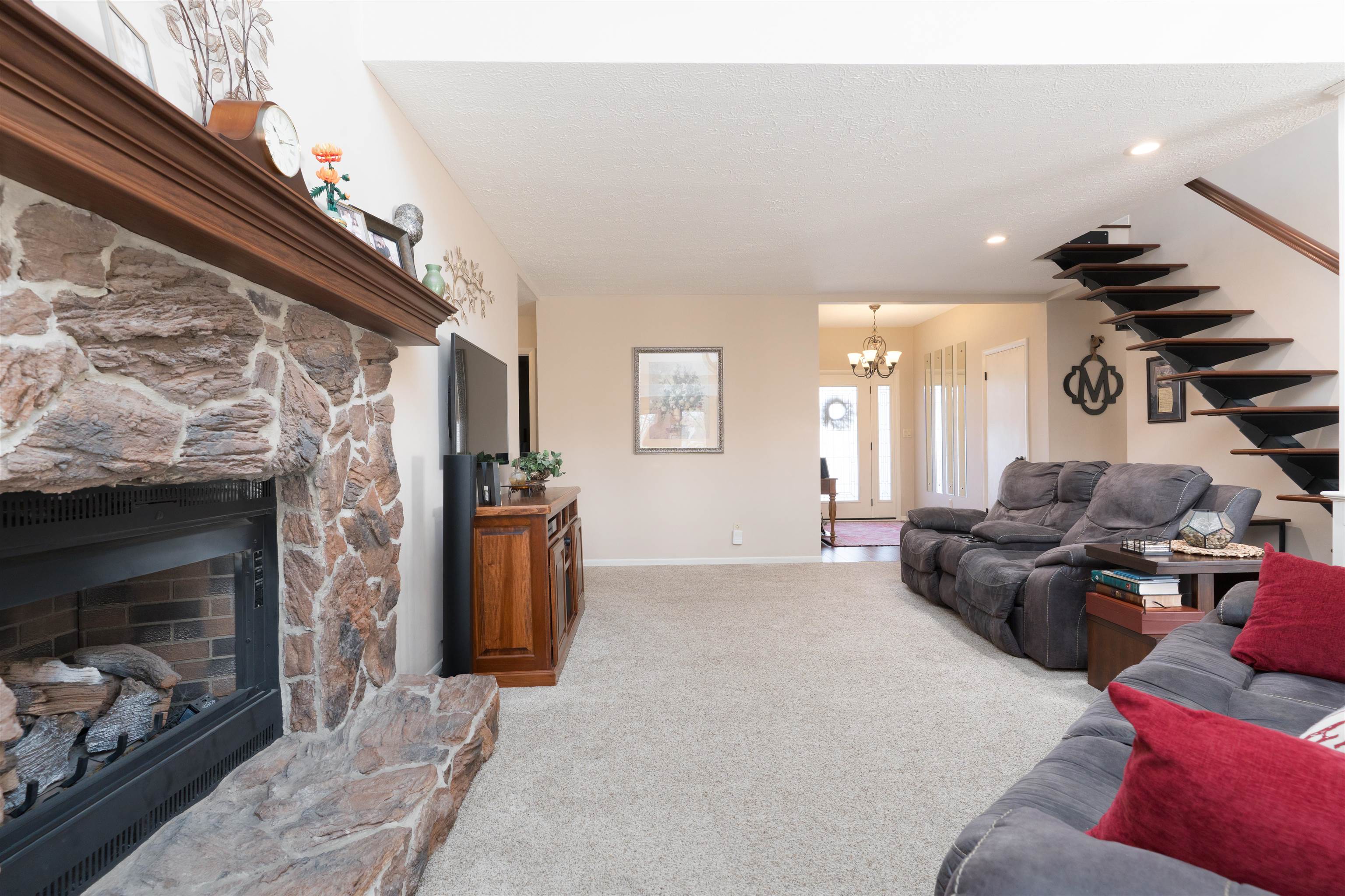 2605 Eastland Dr, Owensboro, Kentucky 42303, 3 Bedrooms Bedrooms, ,2 BathroomsBathrooms,Single Family Residence,For Sale,Eastland Dr,91813