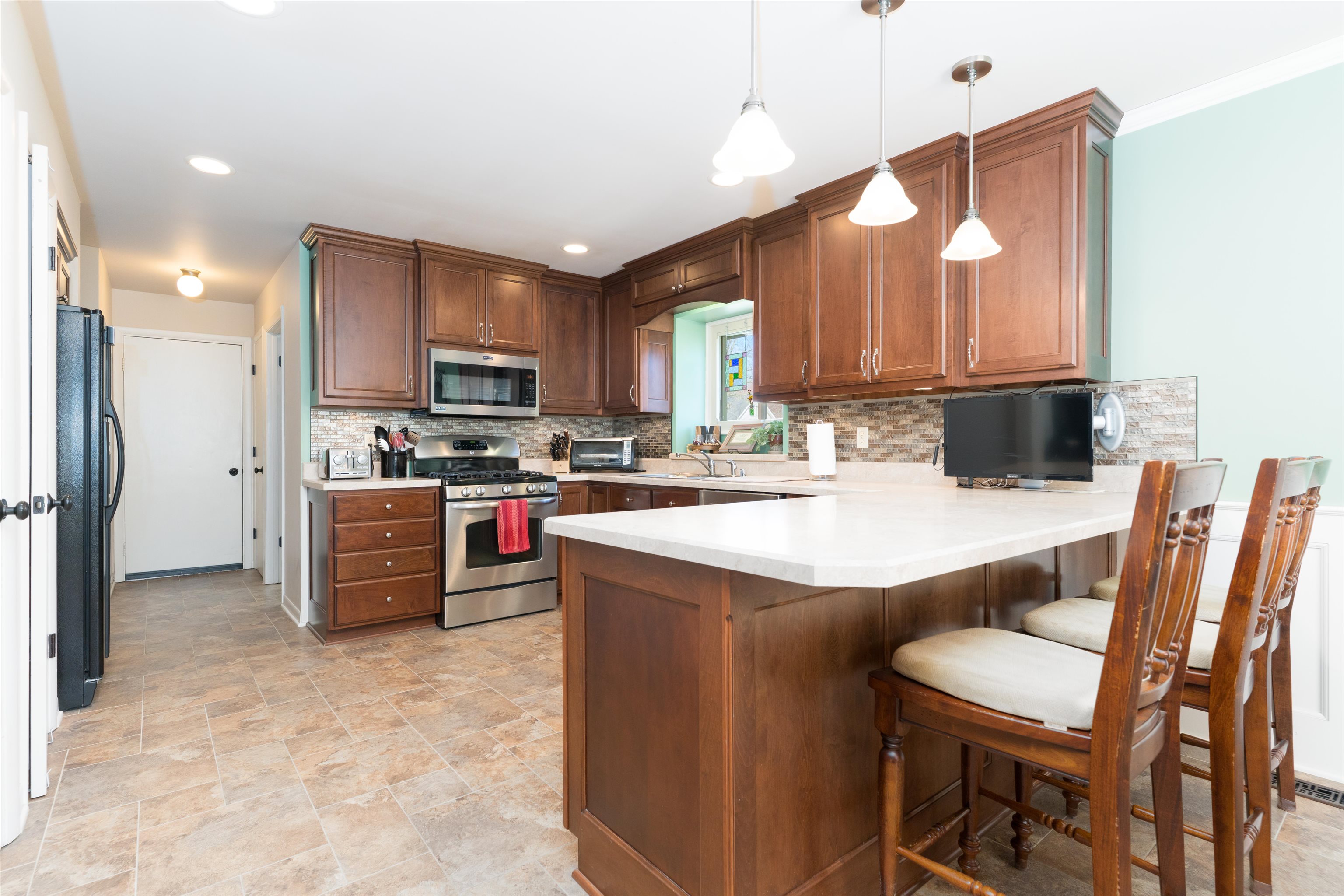 2605 Eastland Dr, Owensboro, Kentucky 42303, 3 Bedrooms Bedrooms, ,2 BathroomsBathrooms,Single Family Residence,For Sale,Eastland Dr,91813