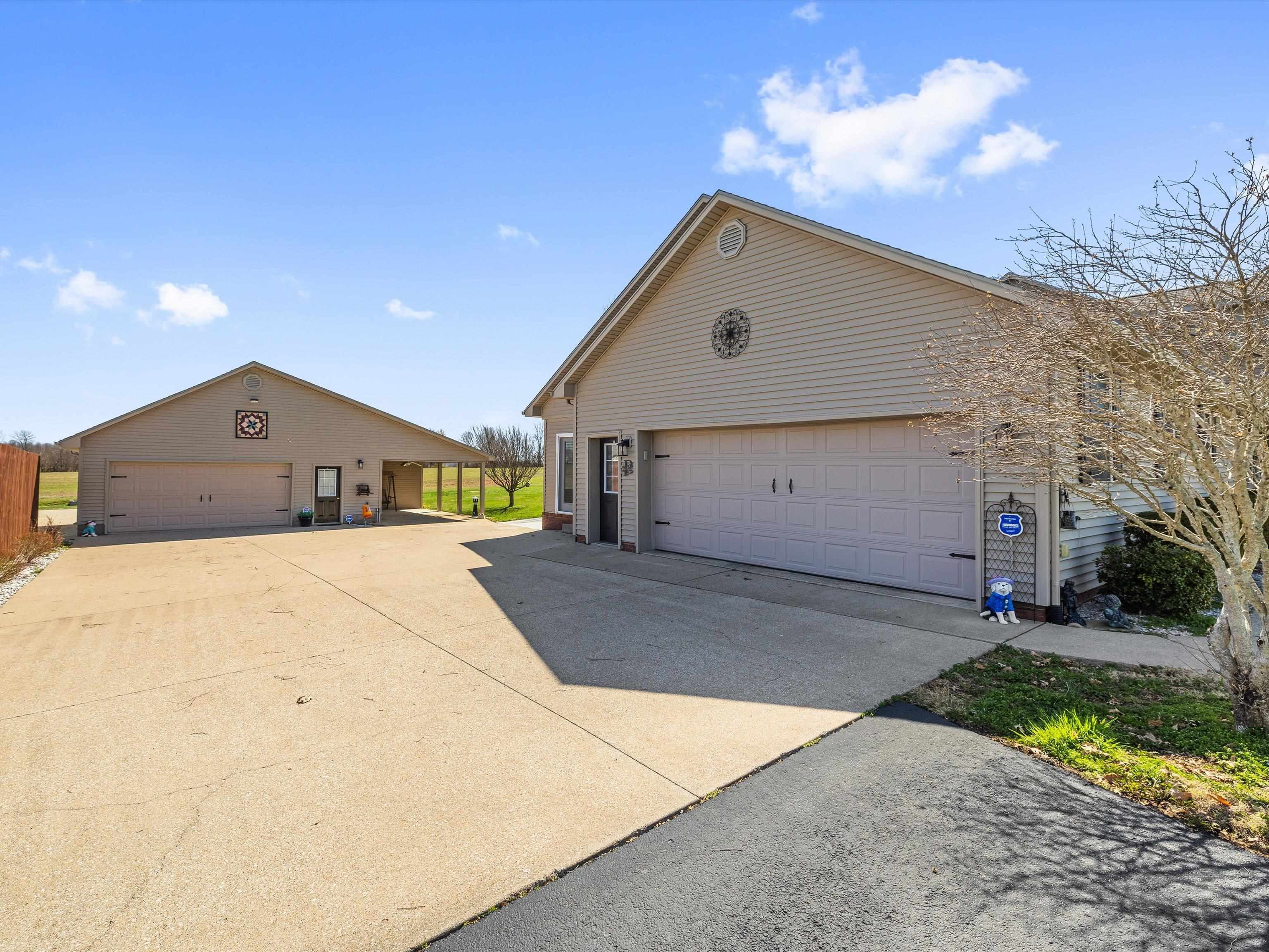9035 Todd Bridge Road, Owensboro, Kentucky 42301, 3 Bedrooms Bedrooms, ,2 BathroomsBathrooms,Single Family Residence,For Sale,Todd Bridge Road,91825