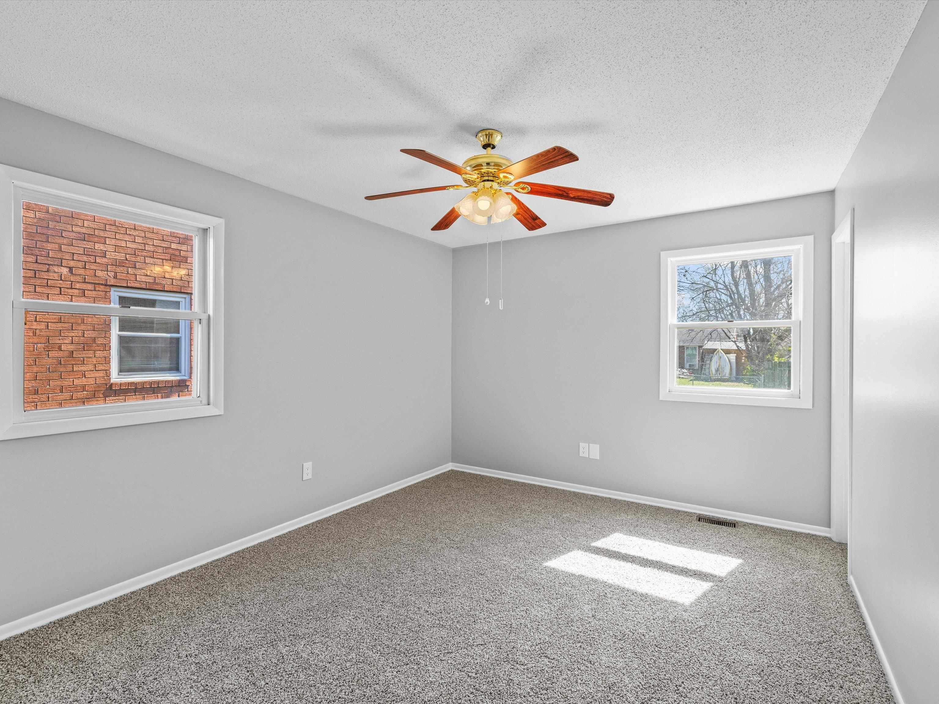 2428 Tamarack Road, Owensboro, Kentucky 42301, 3 Bedrooms Bedrooms, ,1 BathroomBathrooms,Single Family Residence,For Sale,Tamarack Road,91827