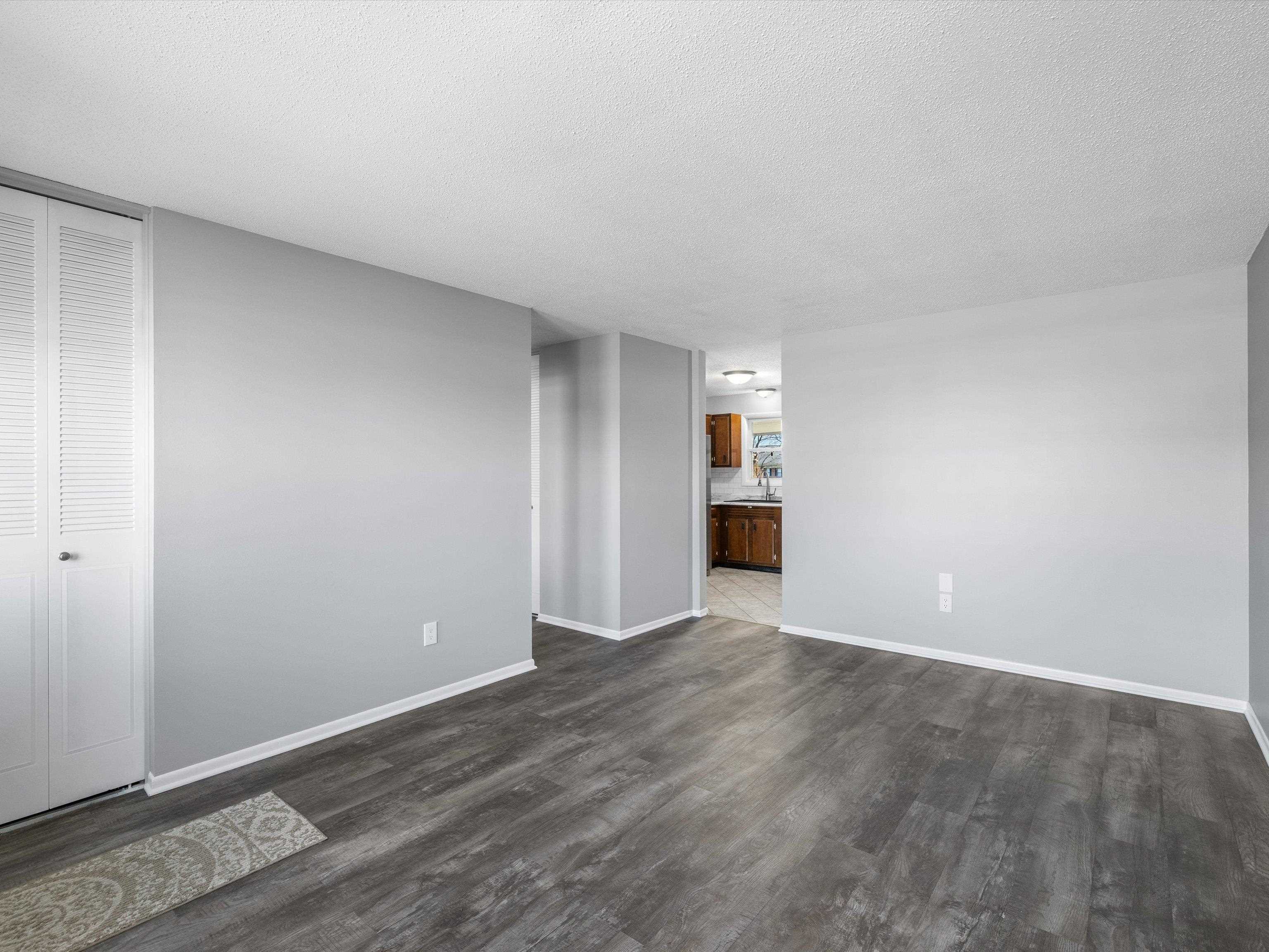 2428 Tamarack Road, Owensboro, Kentucky 42301, 3 Bedrooms Bedrooms, ,1 BathroomBathrooms,Single Family Residence,For Sale,Tamarack Road,91827