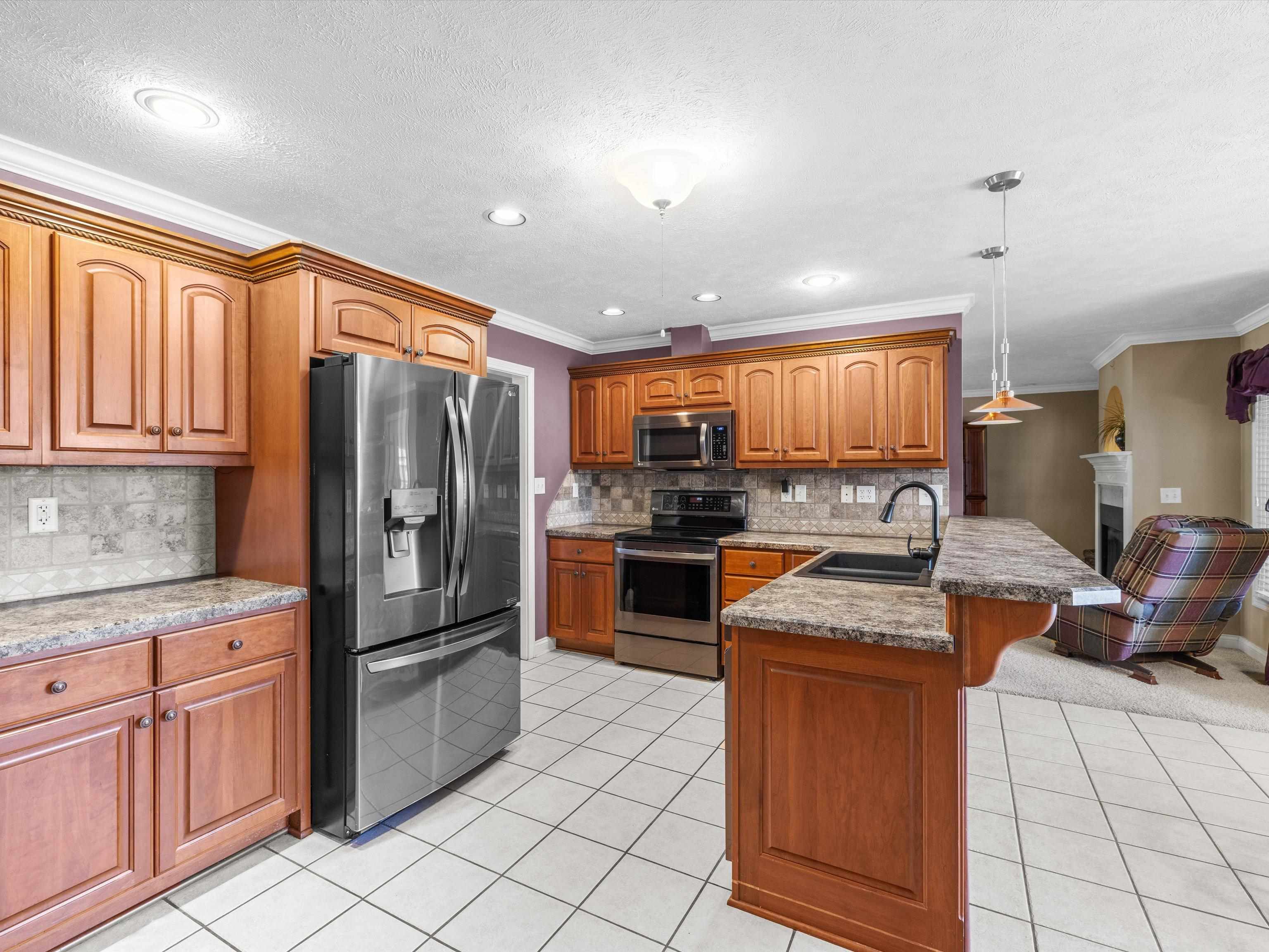 2225 Hayden Bridge Rd., Owensboro, Kentucky 42301, 3 Bedrooms Bedrooms, ,2 BathroomsBathrooms,Single Family Residence,For Sale,Hayden Bridge Rd.,91837