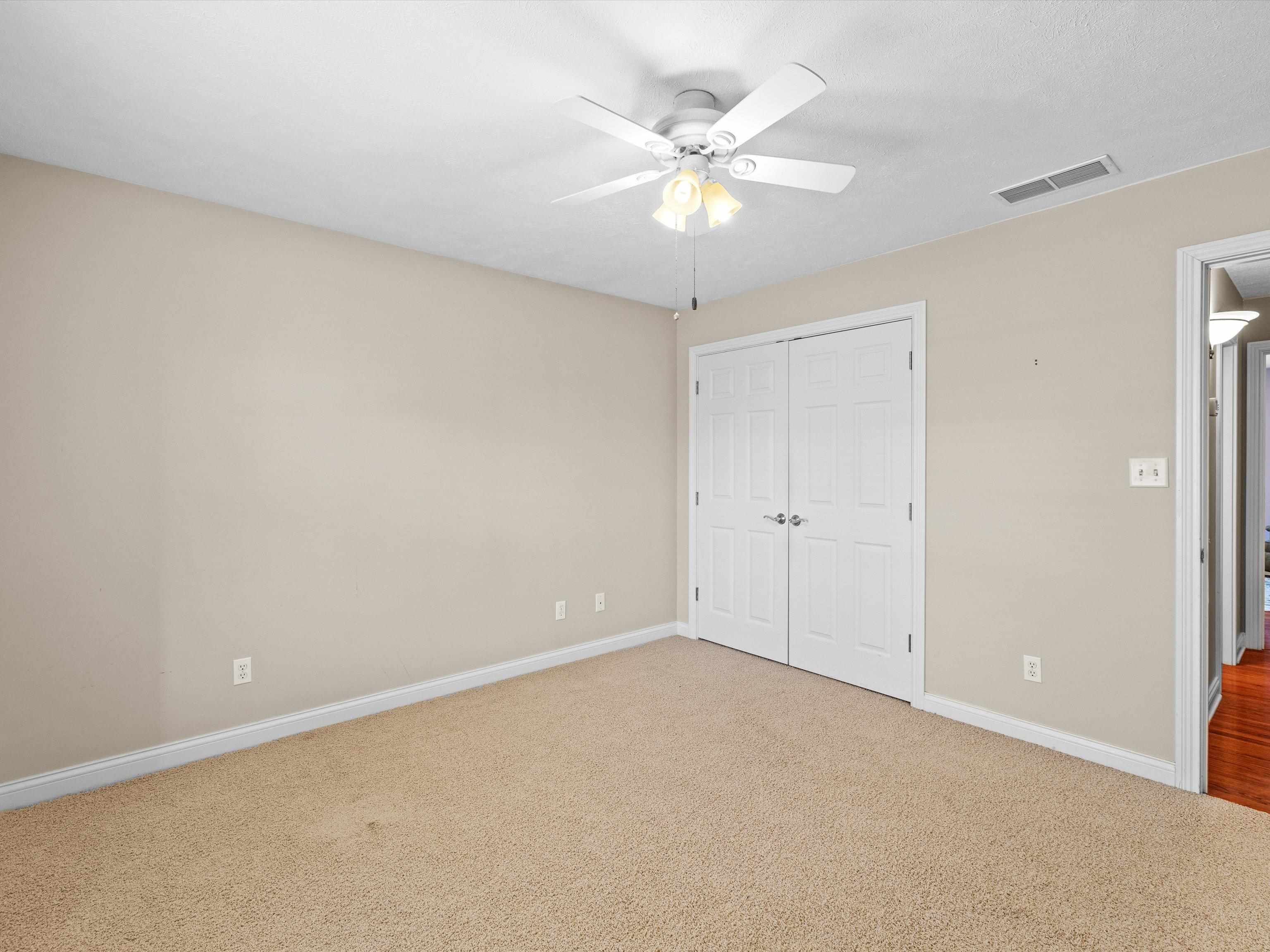 2225 Hayden Bridge Rd., Owensboro, Kentucky 42301, 3 Bedrooms Bedrooms, ,2 BathroomsBathrooms,Single Family Residence,For Sale,Hayden Bridge Rd.,91837