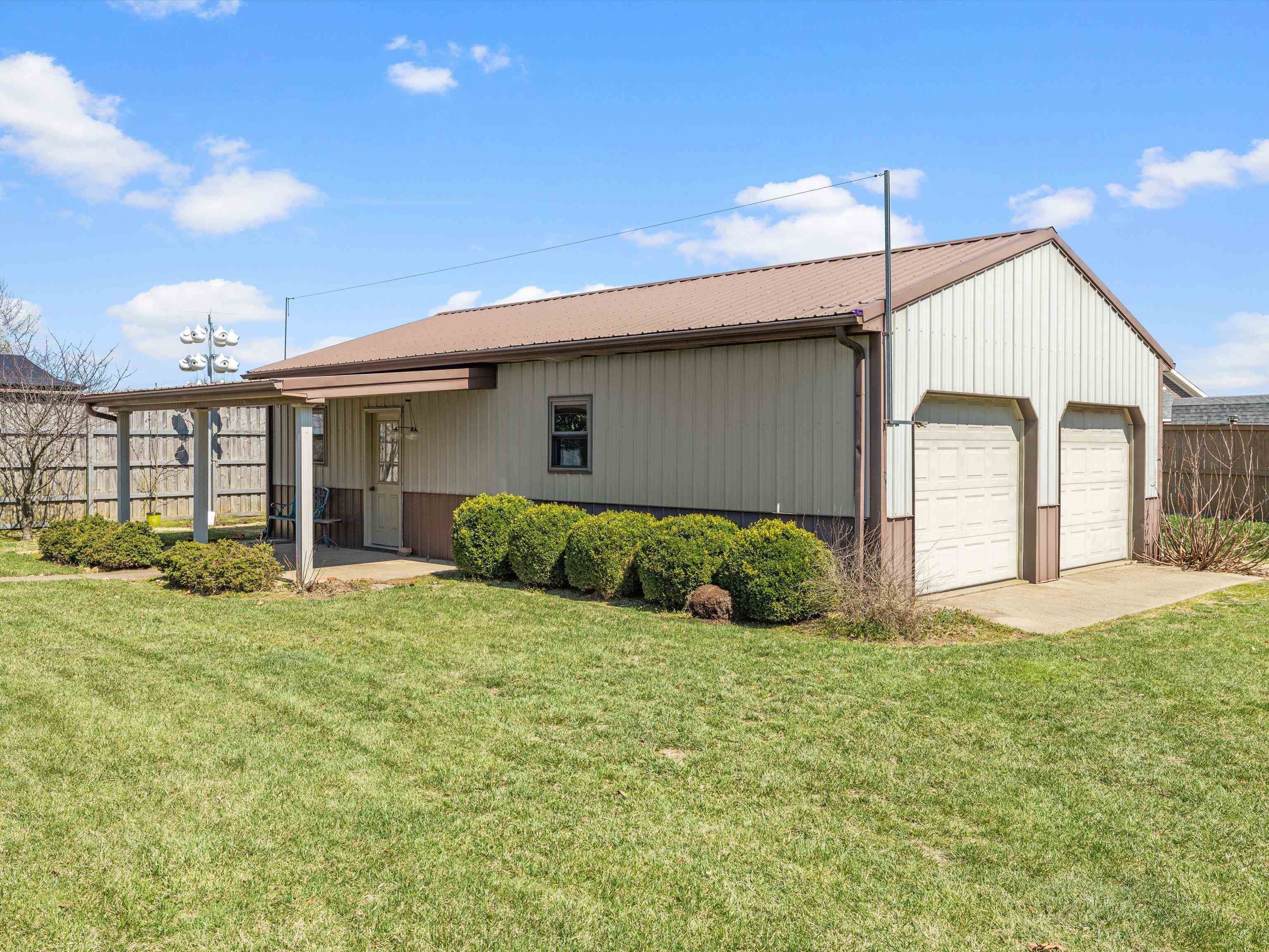 2225 Hayden Bridge Rd., Owensboro, Kentucky 42301, 3 Bedrooms Bedrooms, ,2 BathroomsBathrooms,Single Family Residence,For Sale,Hayden Bridge Rd.,91837