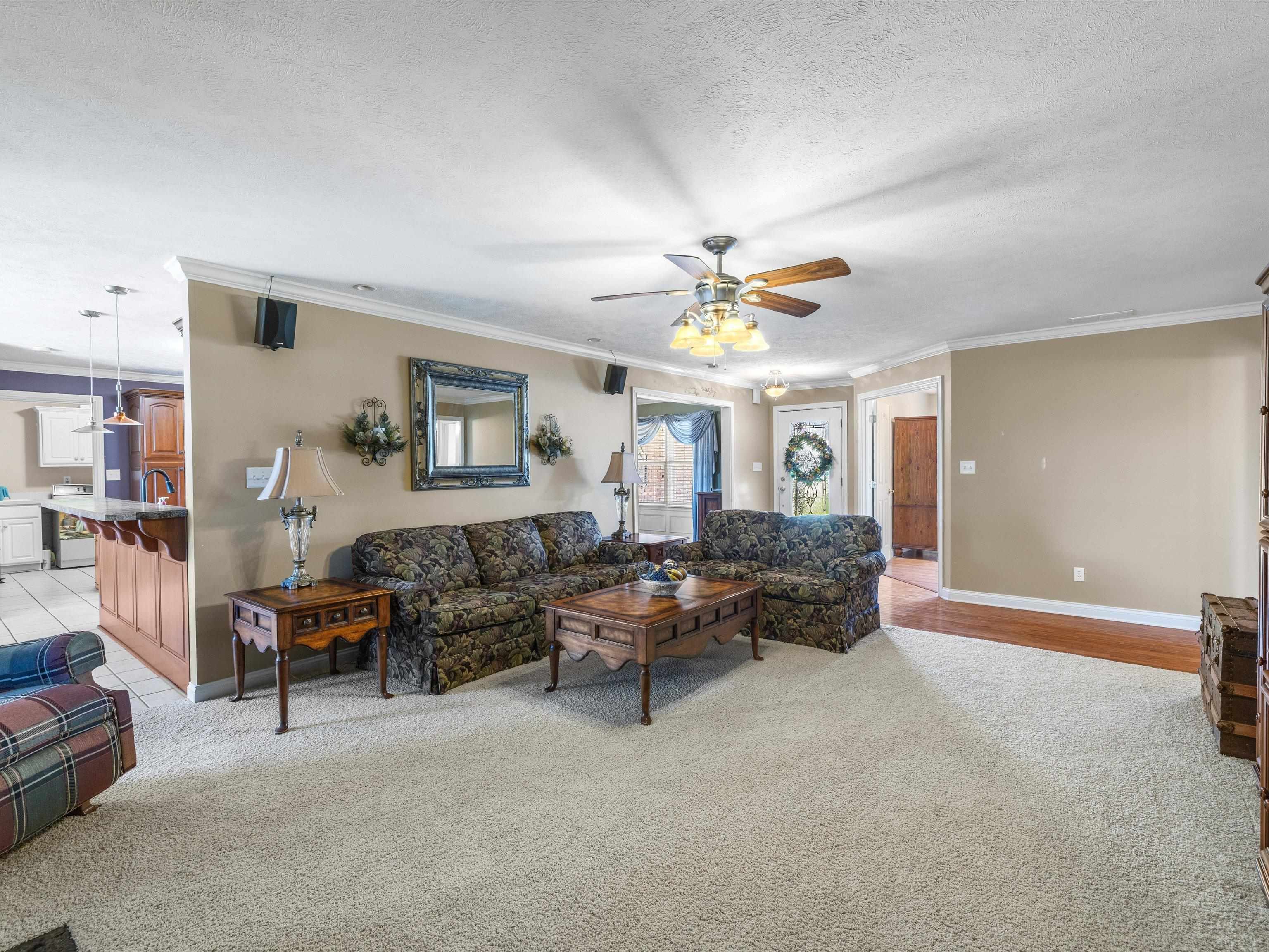2225 Hayden Bridge Rd., Owensboro, Kentucky 42301, 3 Bedrooms Bedrooms, ,2 BathroomsBathrooms,Single Family Residence,For Sale,Hayden Bridge Rd.,91837