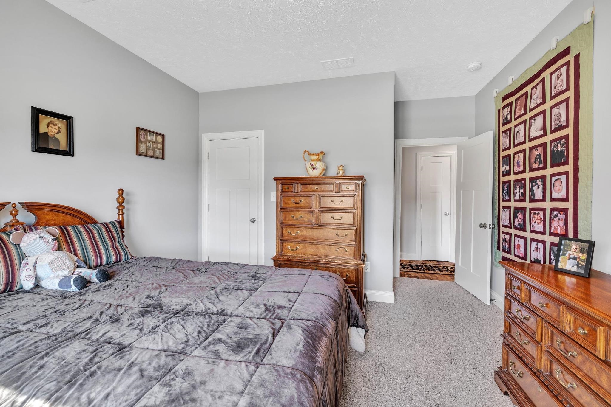 6356 Springwood Drive, Owensboro, Kentucky 42301, 3 Bedrooms Bedrooms, ,2 BathroomsBathrooms,Single Family Residence,For Sale,Springwood Drive,91848