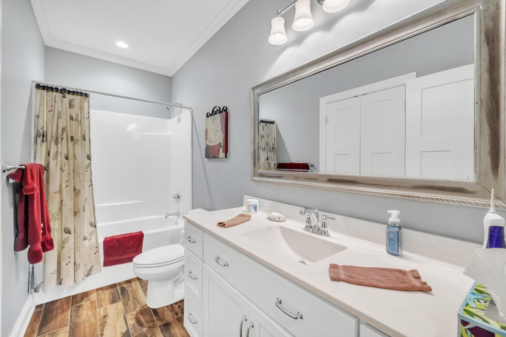 6356 Springwood Drive, Owensboro, Kentucky 42301, 3 Bedrooms Bedrooms, ,2 BathroomsBathrooms,Single Family Residence,For Sale,Springwood Drive,91848