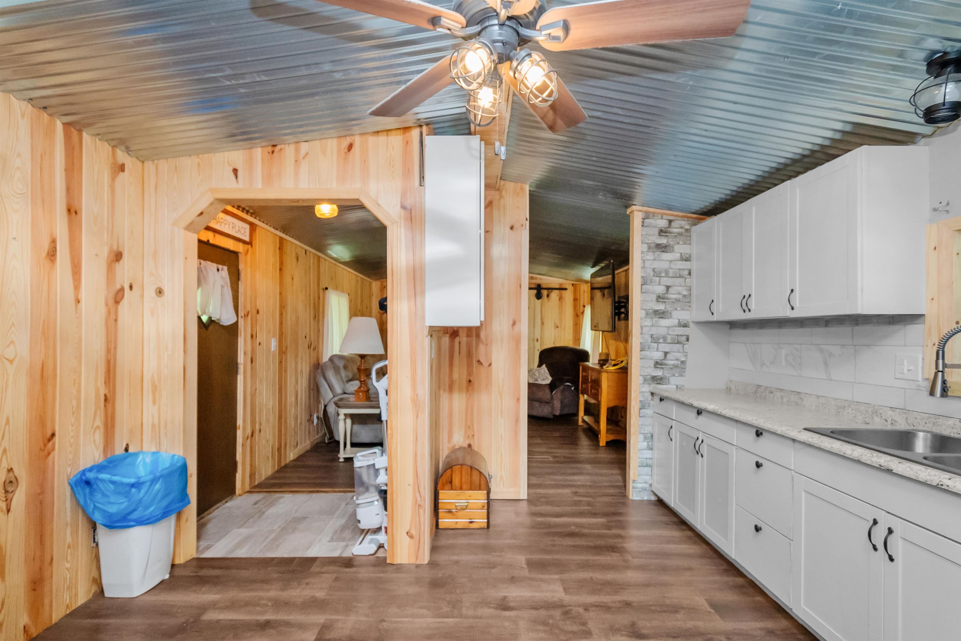 2662 Hwy 110, Falls of Rough, Kentucky 42119, 2 Bedrooms Bedrooms, ,2 BathroomsBathrooms,Single Family Residence,For Sale,Hwy 110,91852