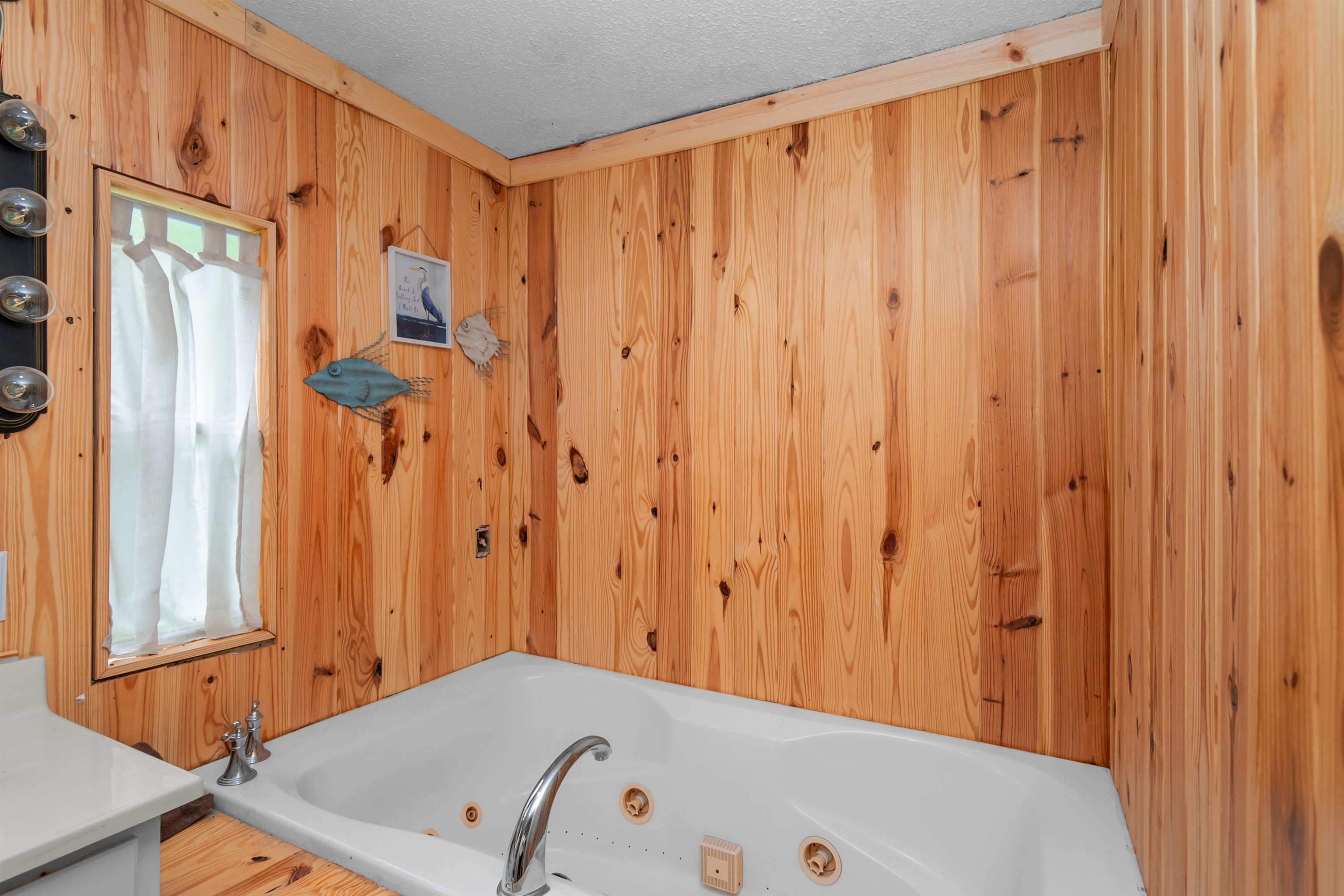 2662 Hwy 110, Falls of Rough, Kentucky 42119, 2 Bedrooms Bedrooms, ,2 BathroomsBathrooms,Single Family Residence,For Sale,Hwy 110,91852