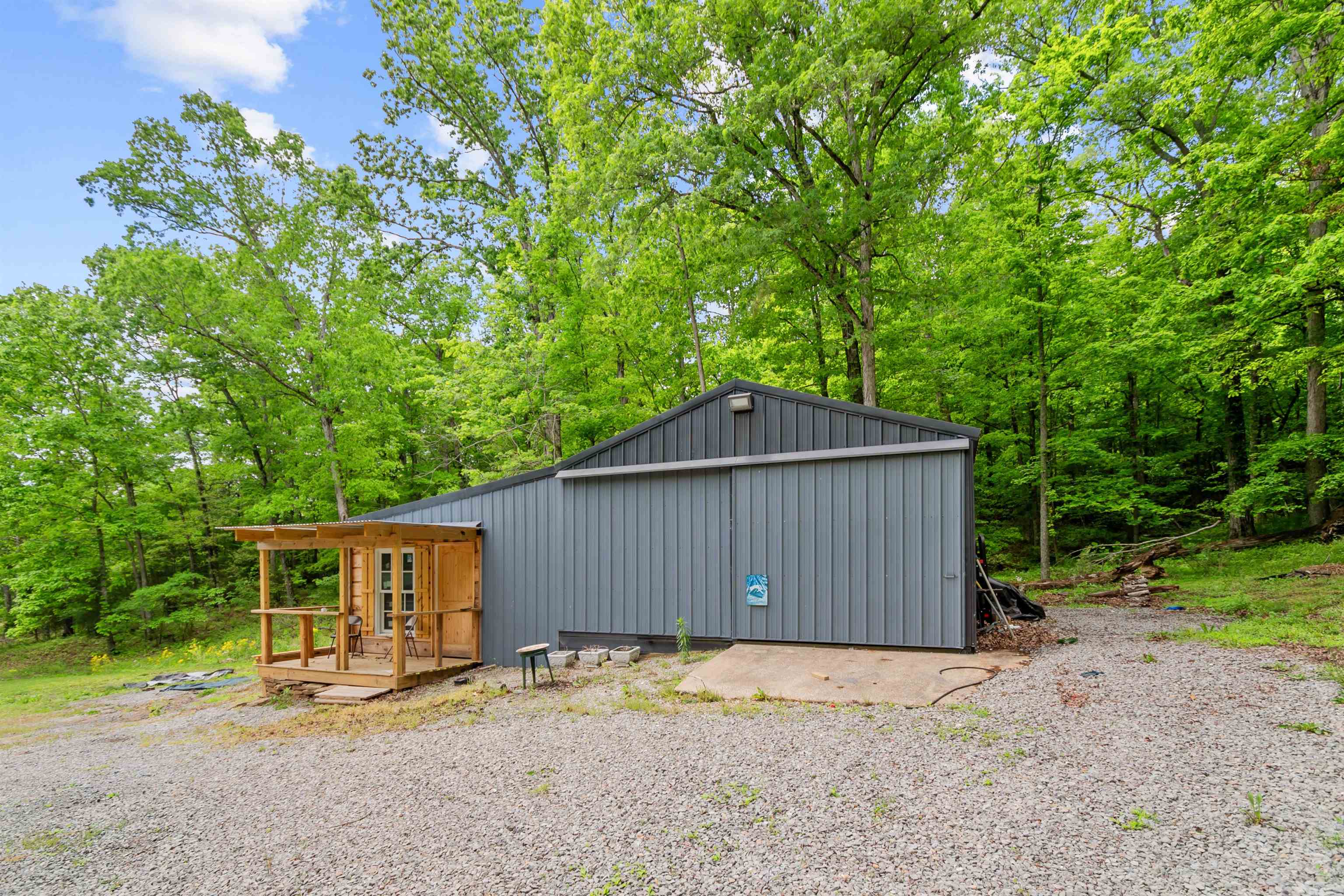 2662 Hwy 110, Falls of Rough, Kentucky 42119, 2 Bedrooms Bedrooms, ,2 BathroomsBathrooms,Single Family Residence,For Sale,Hwy 110,91852