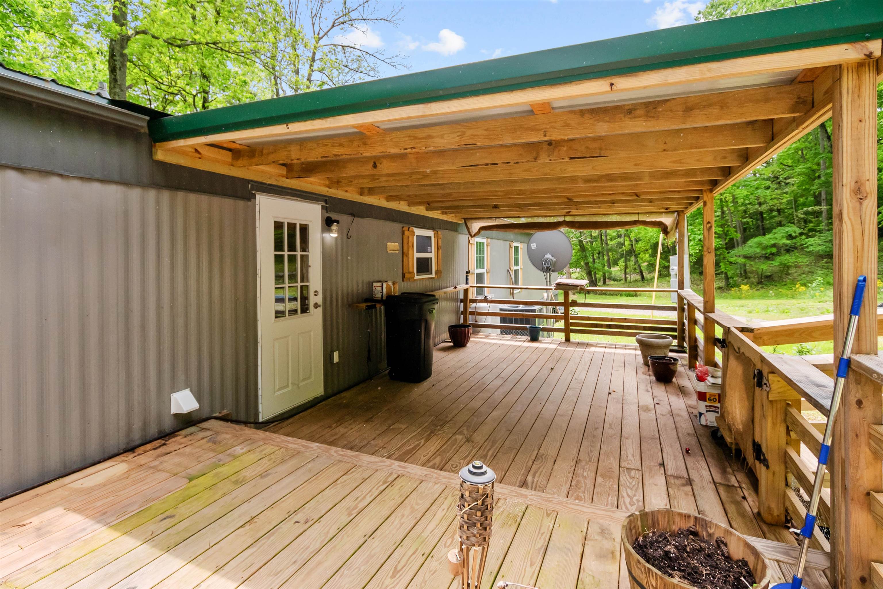 2662 Hwy 110, Falls of Rough, Kentucky 42119, 2 Bedrooms Bedrooms, ,2 BathroomsBathrooms,Single Family Residence,For Sale,Hwy 110,91852
