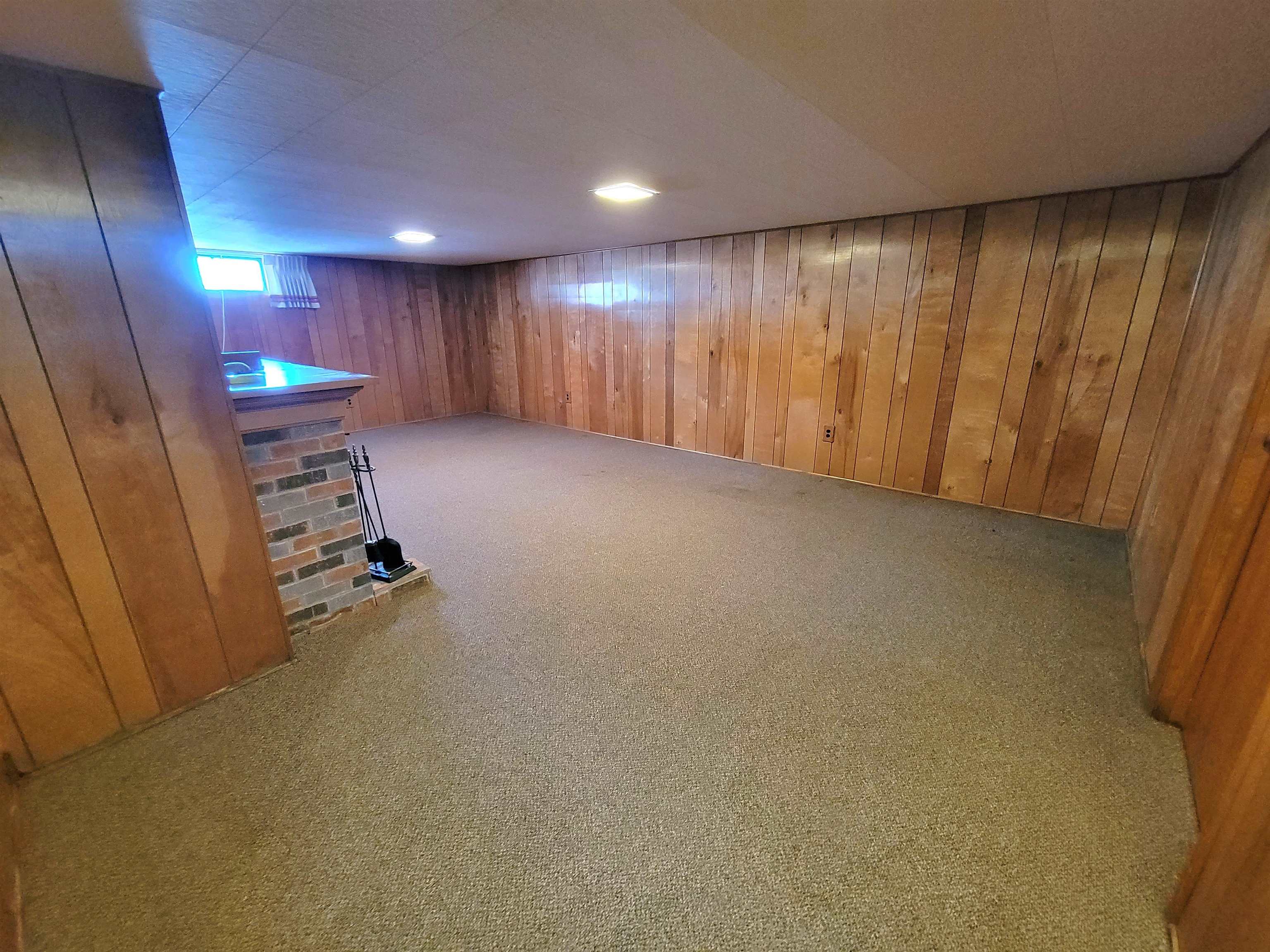 419 Main St, Centertown, Kentucky 42328, 2 Bedrooms Bedrooms, ,1 BathroomBathrooms,Single Family Residence,For Sale,Main St,91854