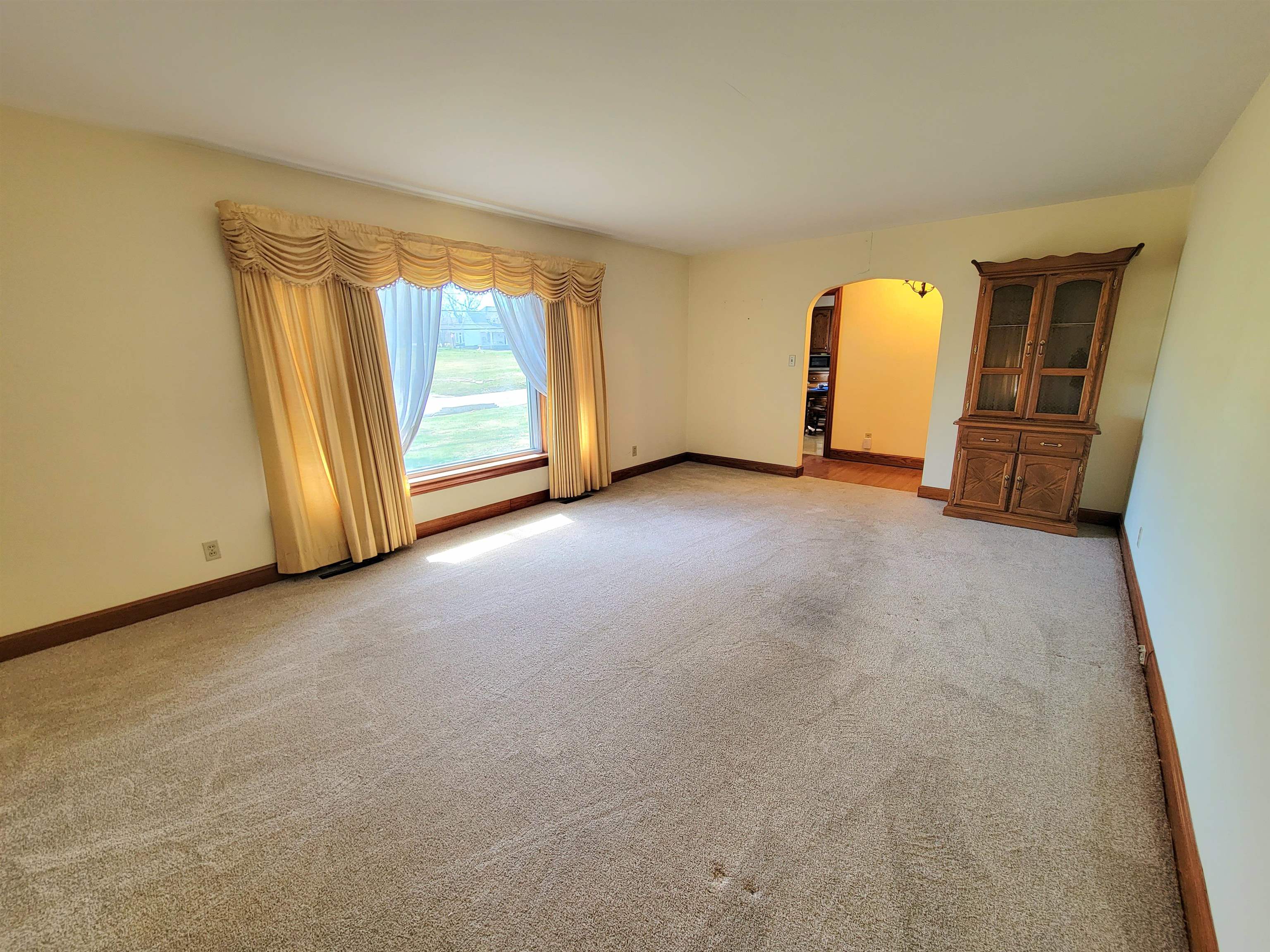 419 Main St, Centertown, Kentucky 42328, 2 Bedrooms Bedrooms, ,1 BathroomBathrooms,Single Family Residence,For Sale,Main St,91854