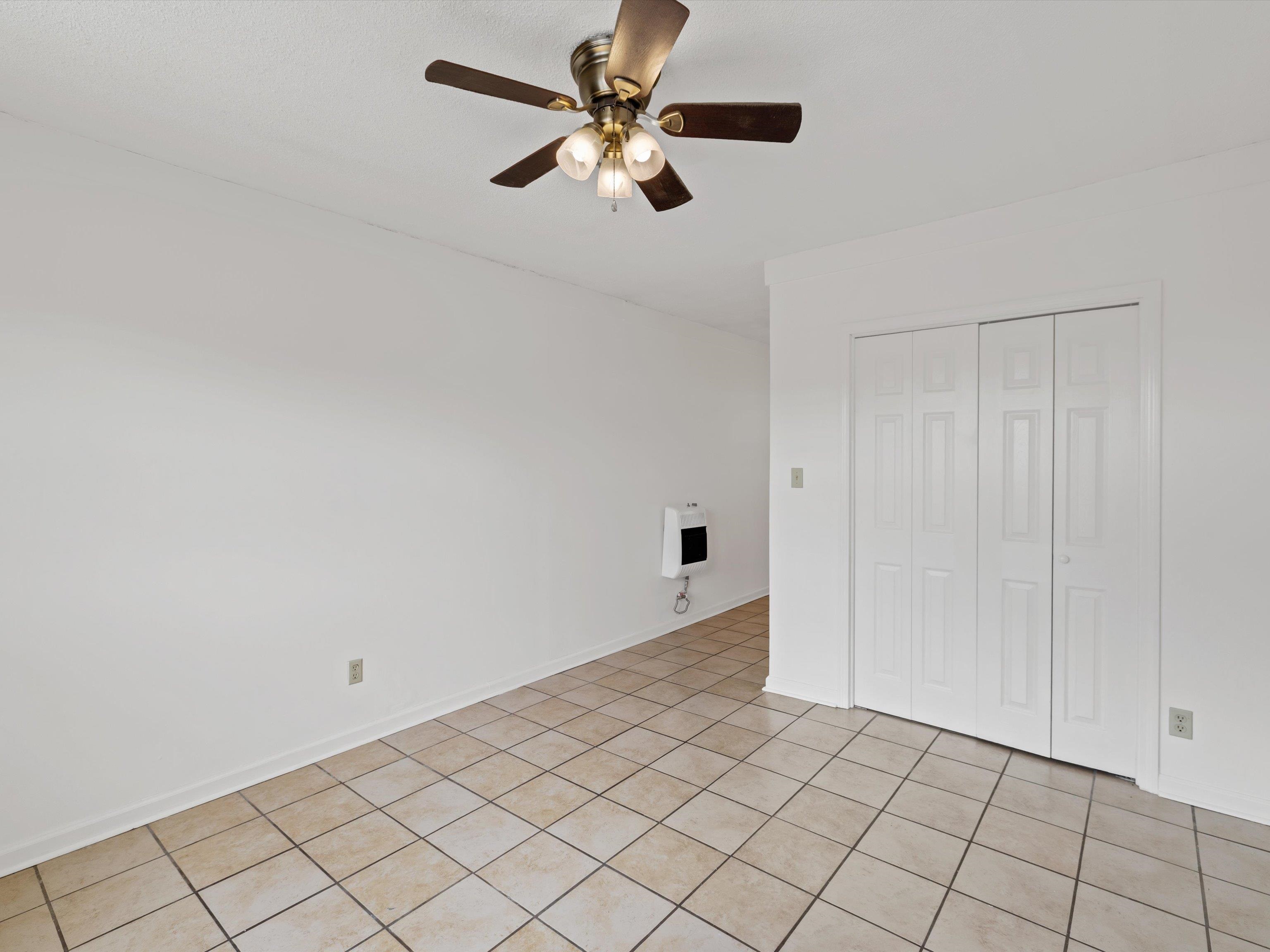 1917 Reid Road, Owensboro, Kentucky 42303, 3 Bedrooms Bedrooms, ,1 BathroomBathrooms,Single Family Residence,For Sale,Reid Road,91855