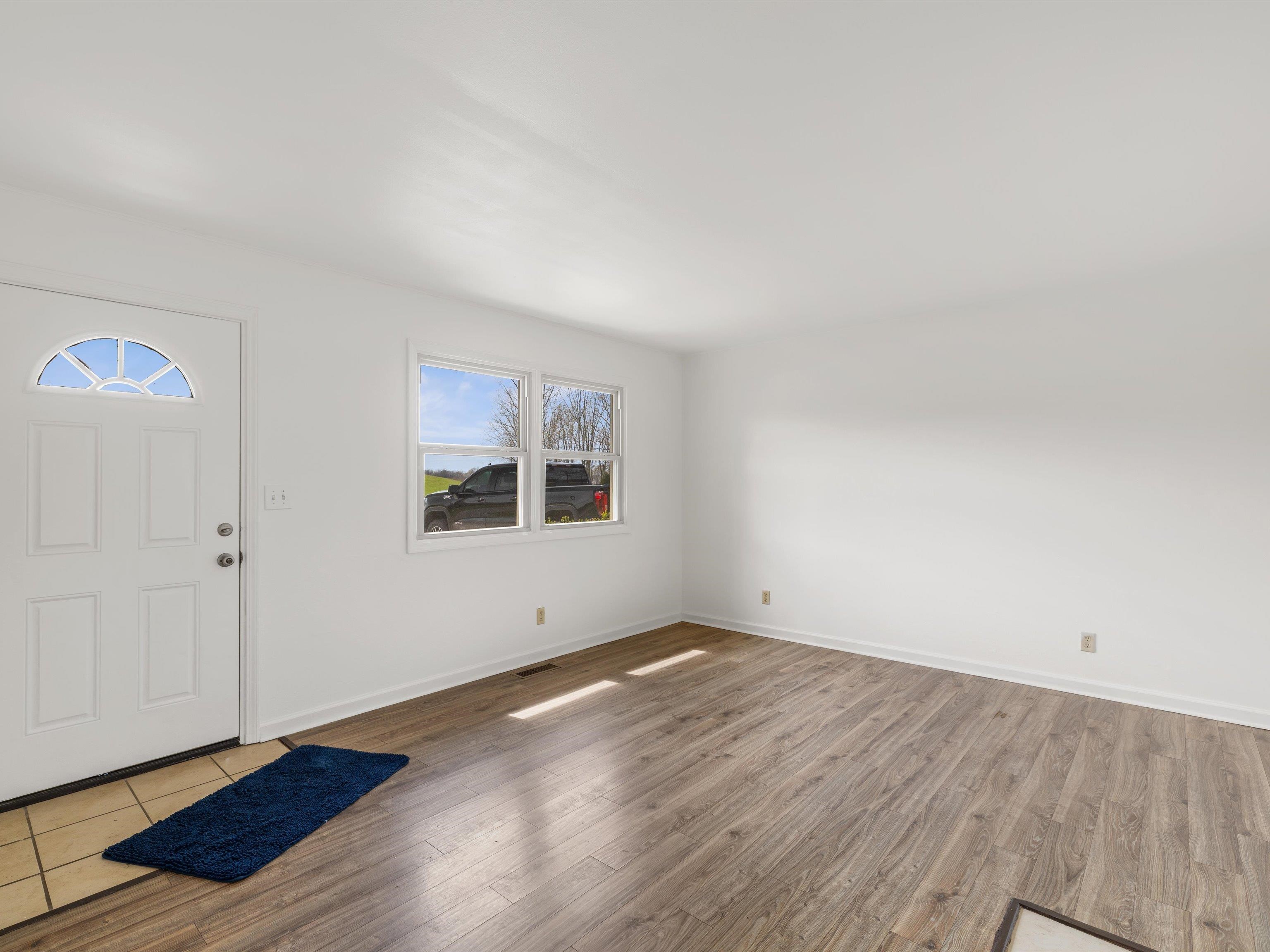 1917 Reid Road, Owensboro, Kentucky 42303, 3 Bedrooms Bedrooms, ,1 BathroomBathrooms,Single Family Residence,For Sale,Reid Road,91855
