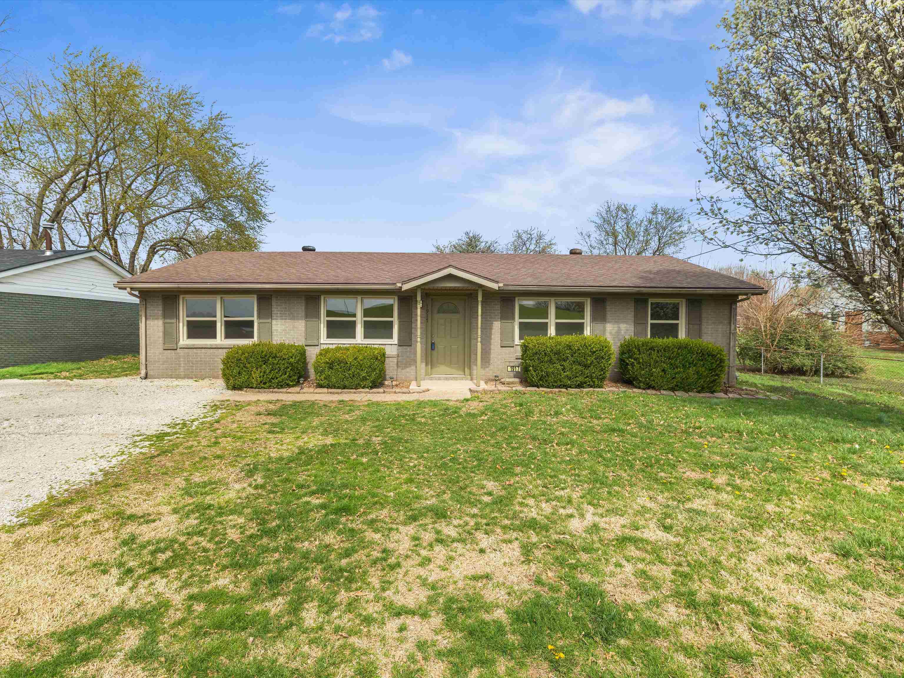 1917 Reid Road, Owensboro, Kentucky 42303, 3 Bedrooms Bedrooms, ,1 BathroomBathrooms,Single Family Residence,For Sale,Reid Road,91855