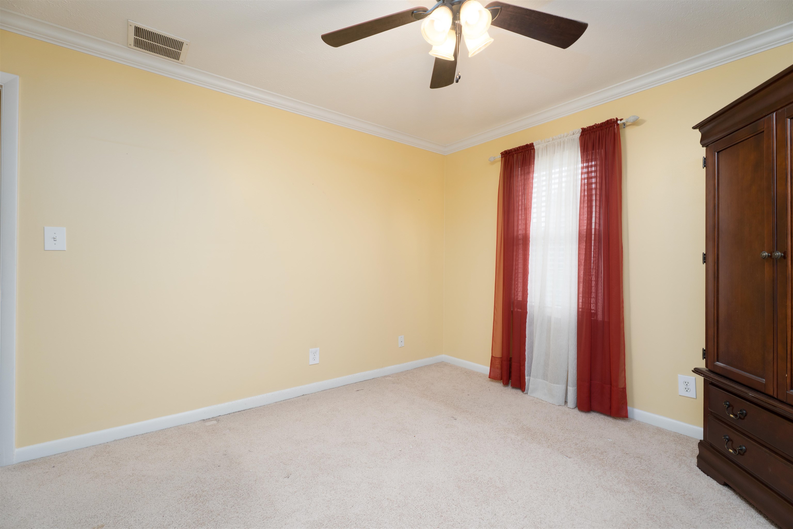 104 Cardinal Dr, Central City, Kentucky 42330, 3 Bedrooms Bedrooms, ,2 BathroomsBathrooms,Single Family Residence,For Sale,Cardinal Dr,91861