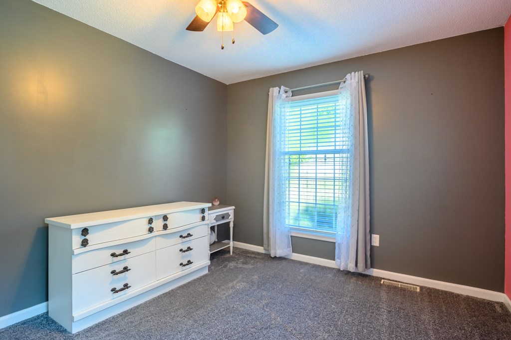 3492 Woodlane Drive, Philpot, Kentucky 42366, 3 Bedrooms Bedrooms, ,1 BathroomBathrooms,Single Family Residence,For Sale,Woodlane Drive,91864