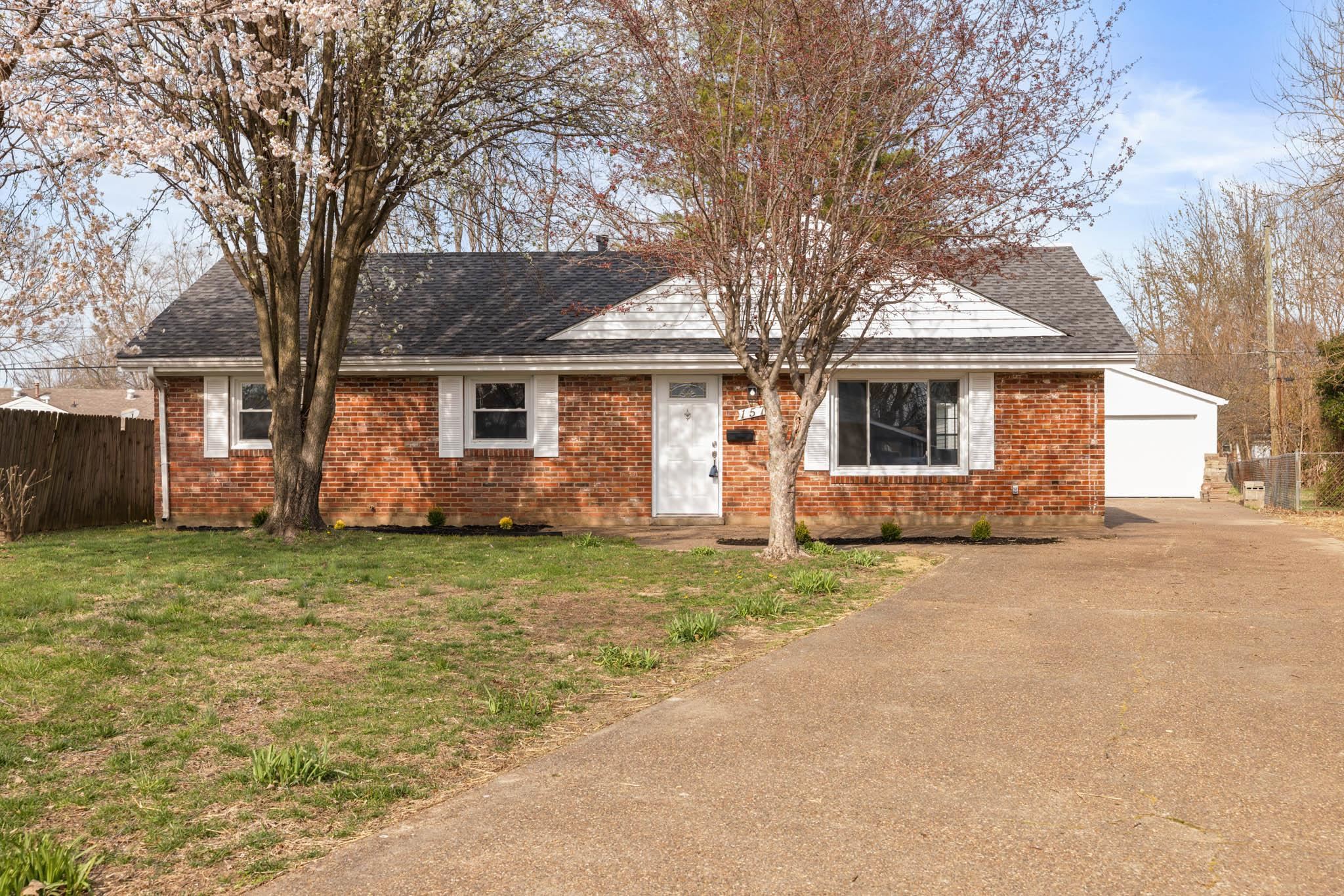 157 Whittier Drive, Owensboro, Kentucky 42303, 3 Bedrooms Bedrooms, ,1 BathroomBathrooms,Single Family Residence,For Sale,Whittier Drive,91868
