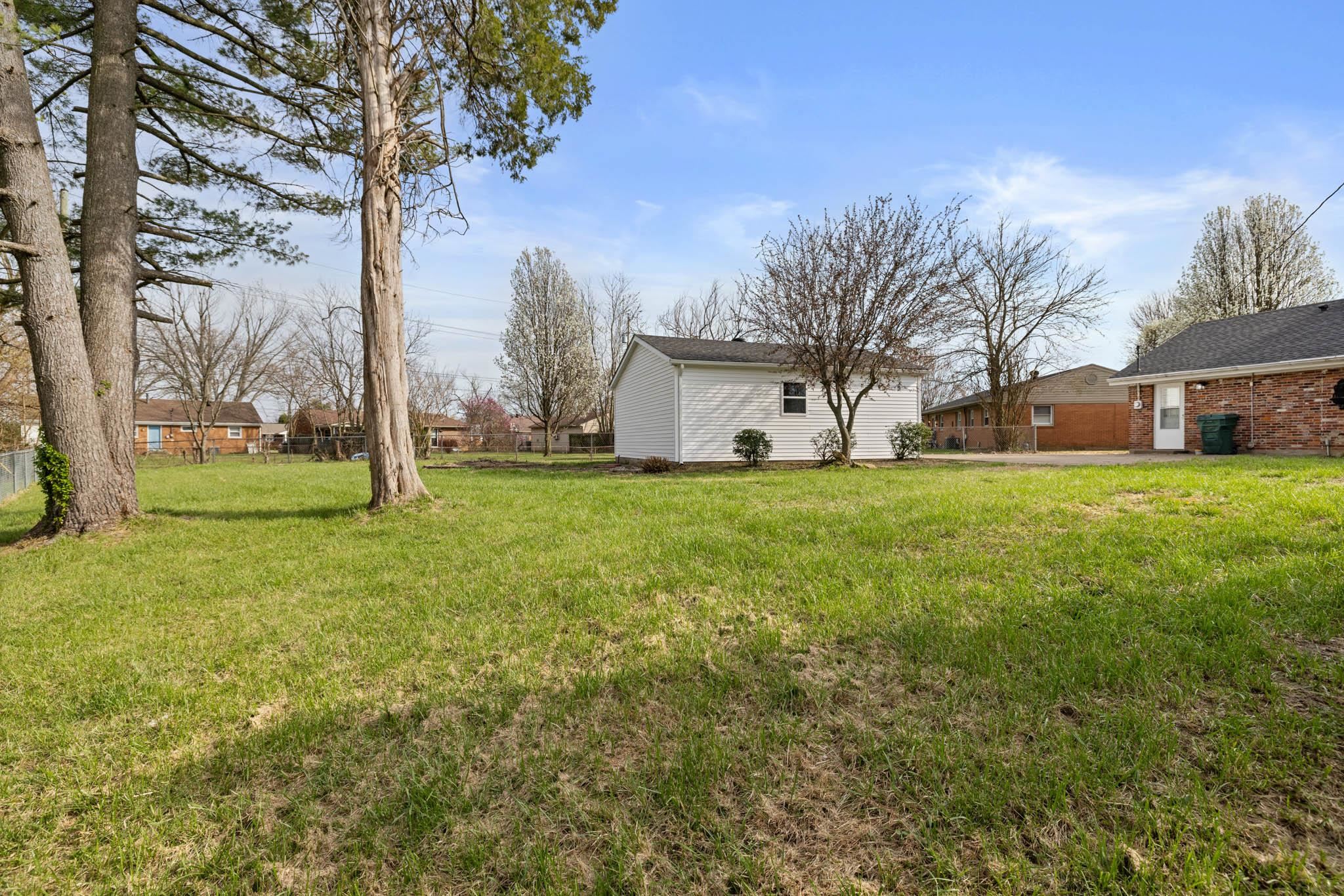 157 Whittier Drive, Owensboro, Kentucky 42303, 3 Bedrooms Bedrooms, ,1 BathroomBathrooms,Single Family Residence,For Sale,Whittier Drive,91868