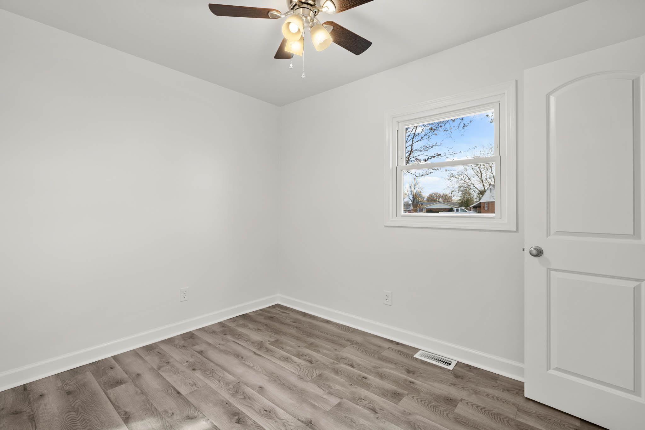 157 Whittier Drive, Owensboro, Kentucky 42303, 3 Bedrooms Bedrooms, ,1 BathroomBathrooms,Single Family Residence,For Sale,Whittier Drive,91868