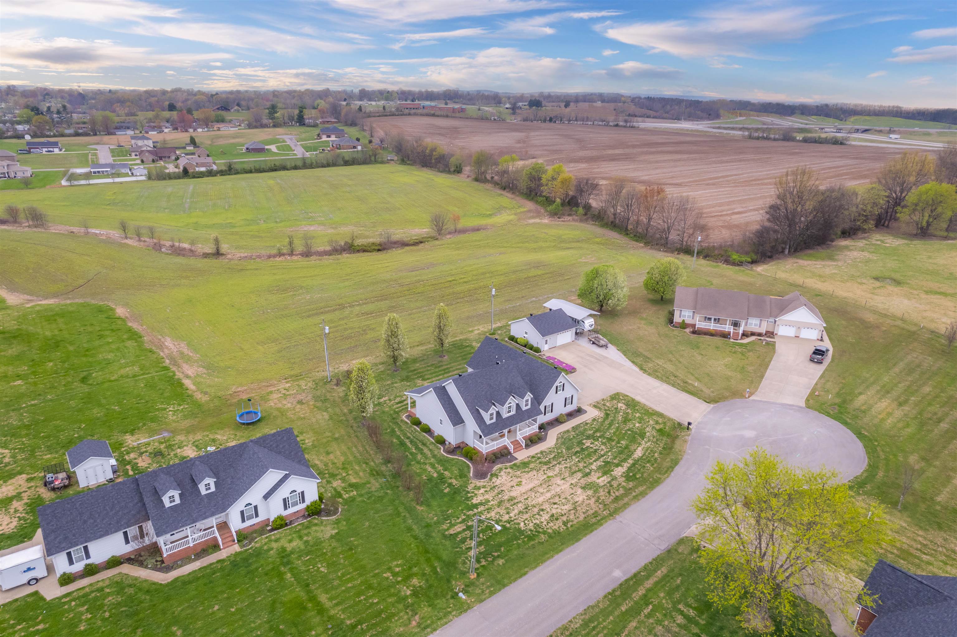 175 Hummingbird Ln, Hartford, Kentucky 42347, 3 Bedrooms Bedrooms, ,2 BathroomsBathrooms,Single Family Residence,For Sale,Hummingbird Ln,91869