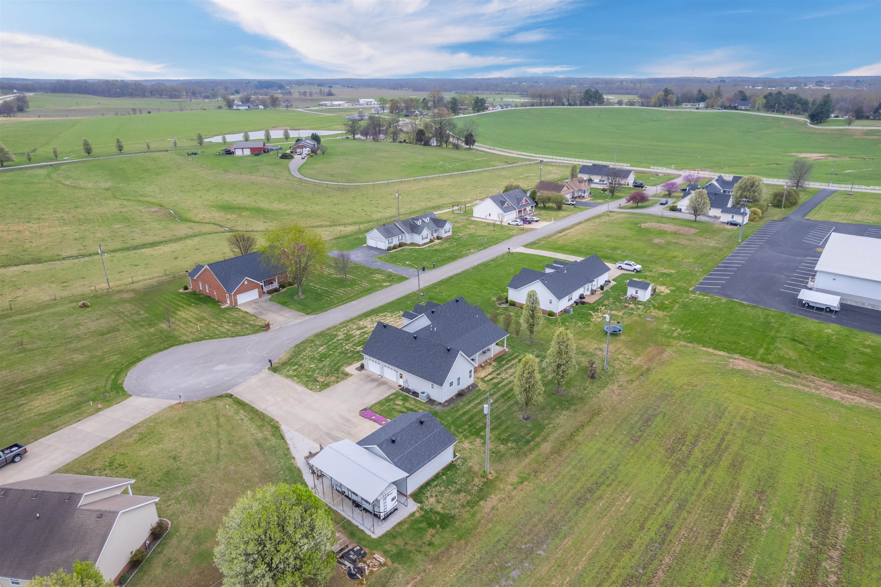 175 Hummingbird Ln, Hartford, Kentucky 42347, 3 Bedrooms Bedrooms, ,2 BathroomsBathrooms,Single Family Residence,For Sale,Hummingbird Ln,91869