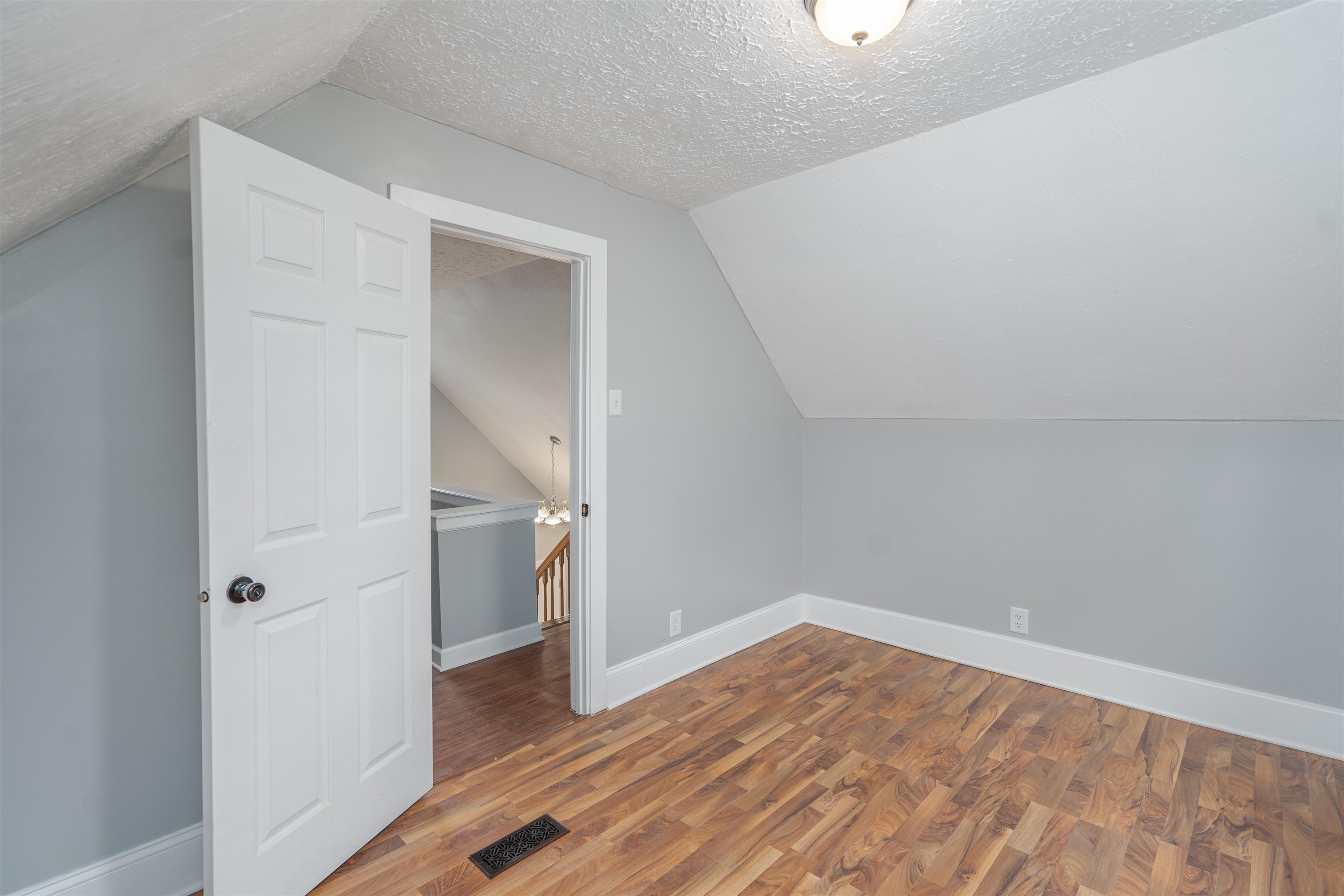 219 Irene Avenue, Owensboro, Kentucky 42303, 3 Bedrooms Bedrooms, ,1 BathroomBathrooms,Single Family Residence,For Sale,Irene Avenue,91870