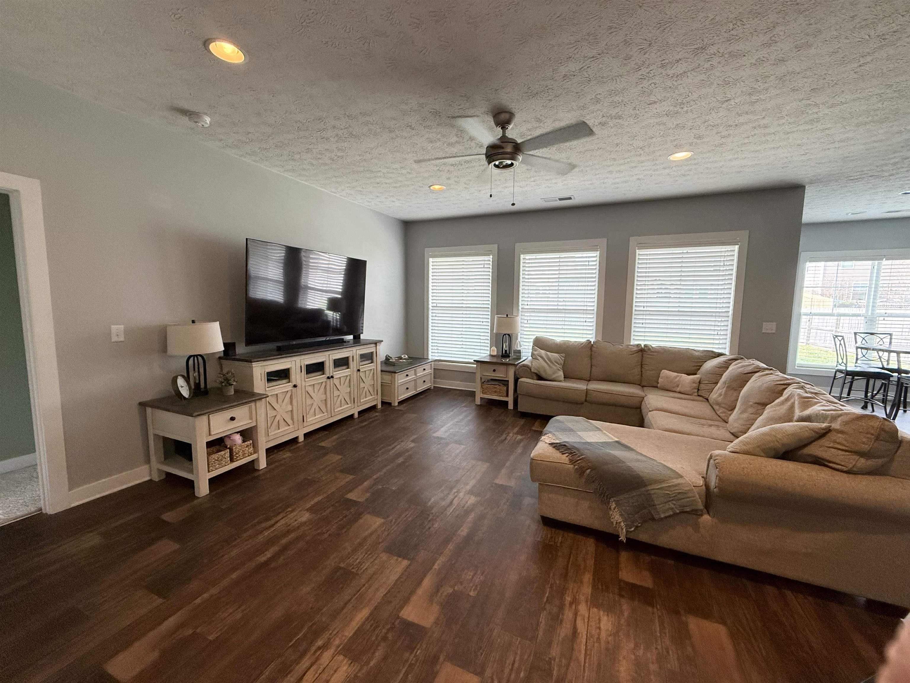 6286 Valley Brook Trace, Utica, Kentucky 42376, 3 Bedrooms Bedrooms, ,2 BathroomsBathrooms,Single Family Residence,For Sale,Valley Brook Trace,91874