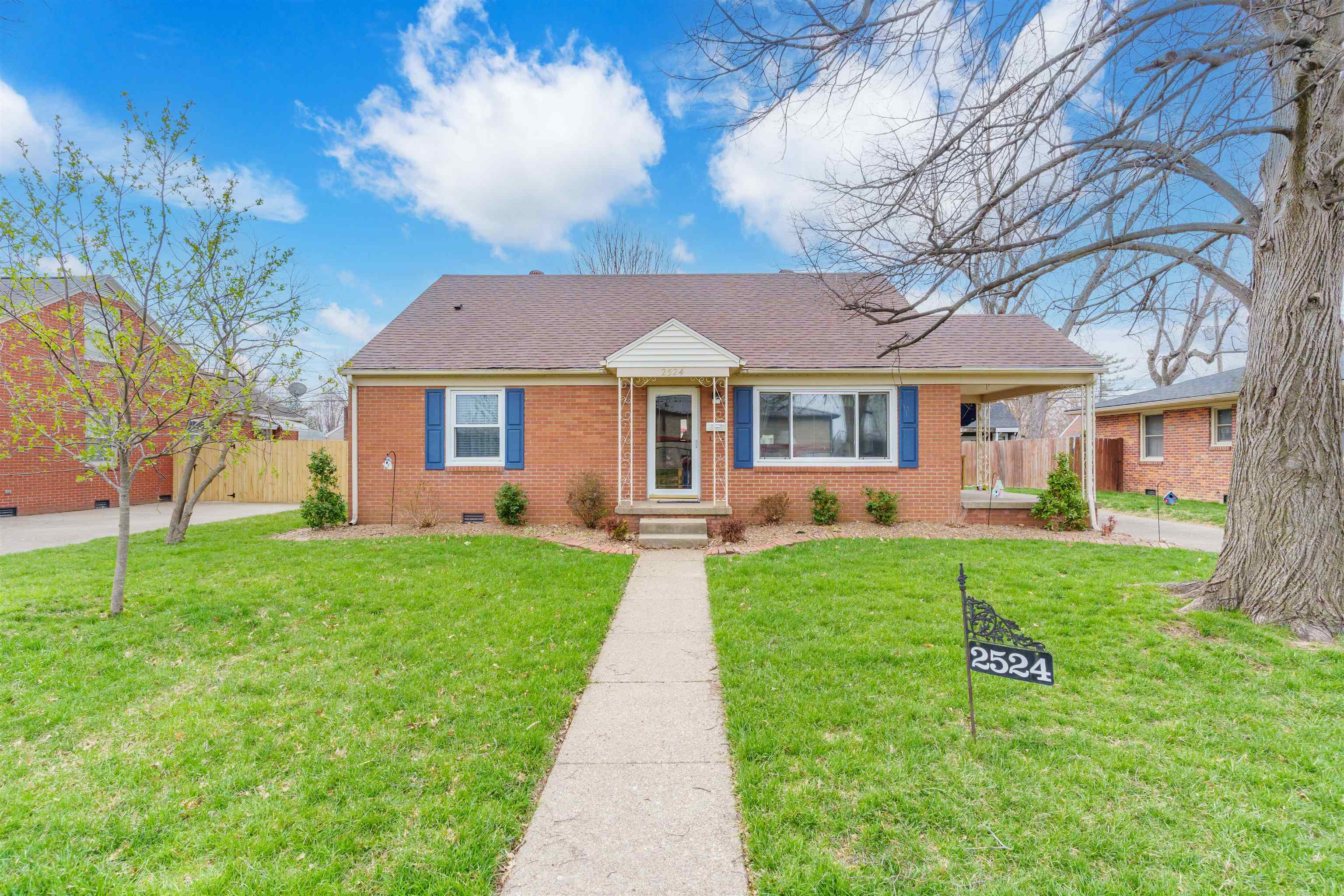 2524 Griffith Ave, Owensboro, Kentucky 42301, 3 Bedrooms Bedrooms, ,2 BathroomsBathrooms,Ranch,For Sale,Griffith Ave,91875