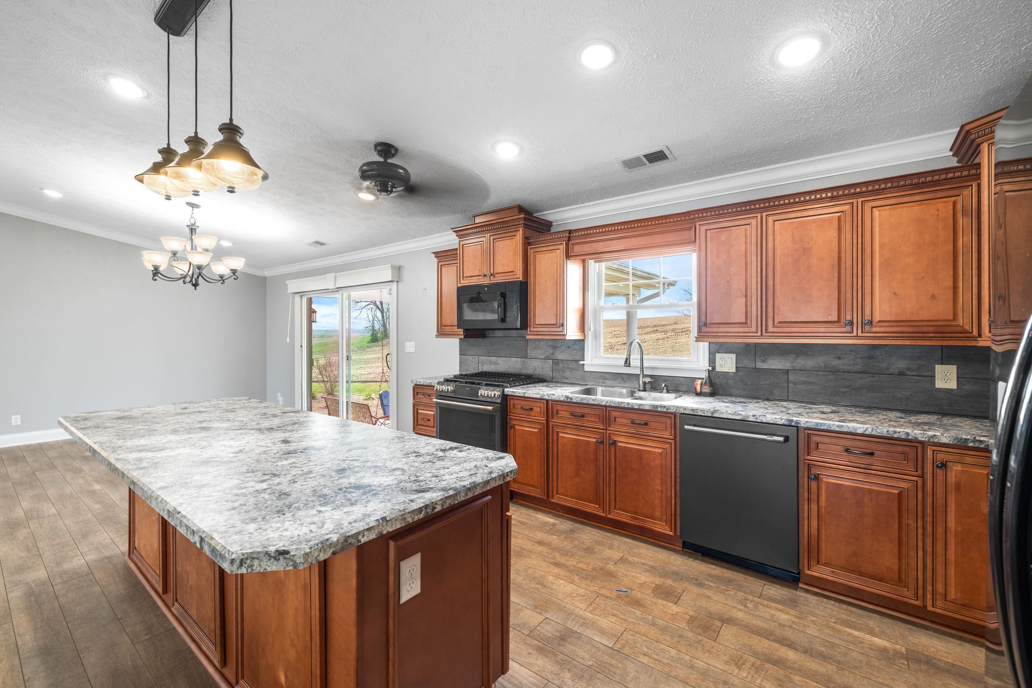 821 Sharp Road, Utica, Kentucky 42376, 3 Bedrooms Bedrooms, ,2 BathroomsBathrooms,Single Family Residence,For Sale,Sharp Road,91878