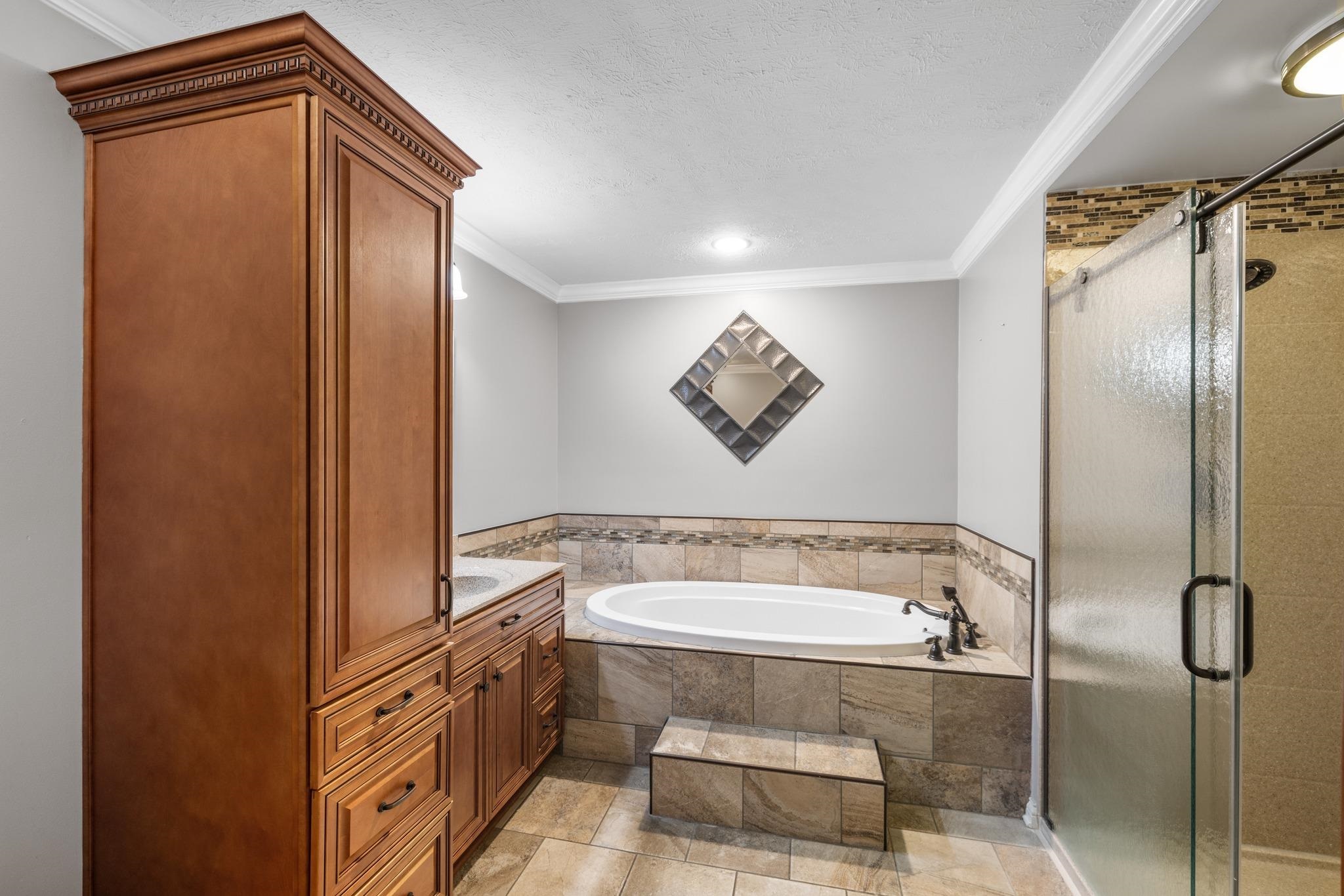 821 Sharp Road, Utica, Kentucky 42376, 3 Bedrooms Bedrooms, ,2 BathroomsBathrooms,Single Family Residence,For Sale,Sharp Road,91878
