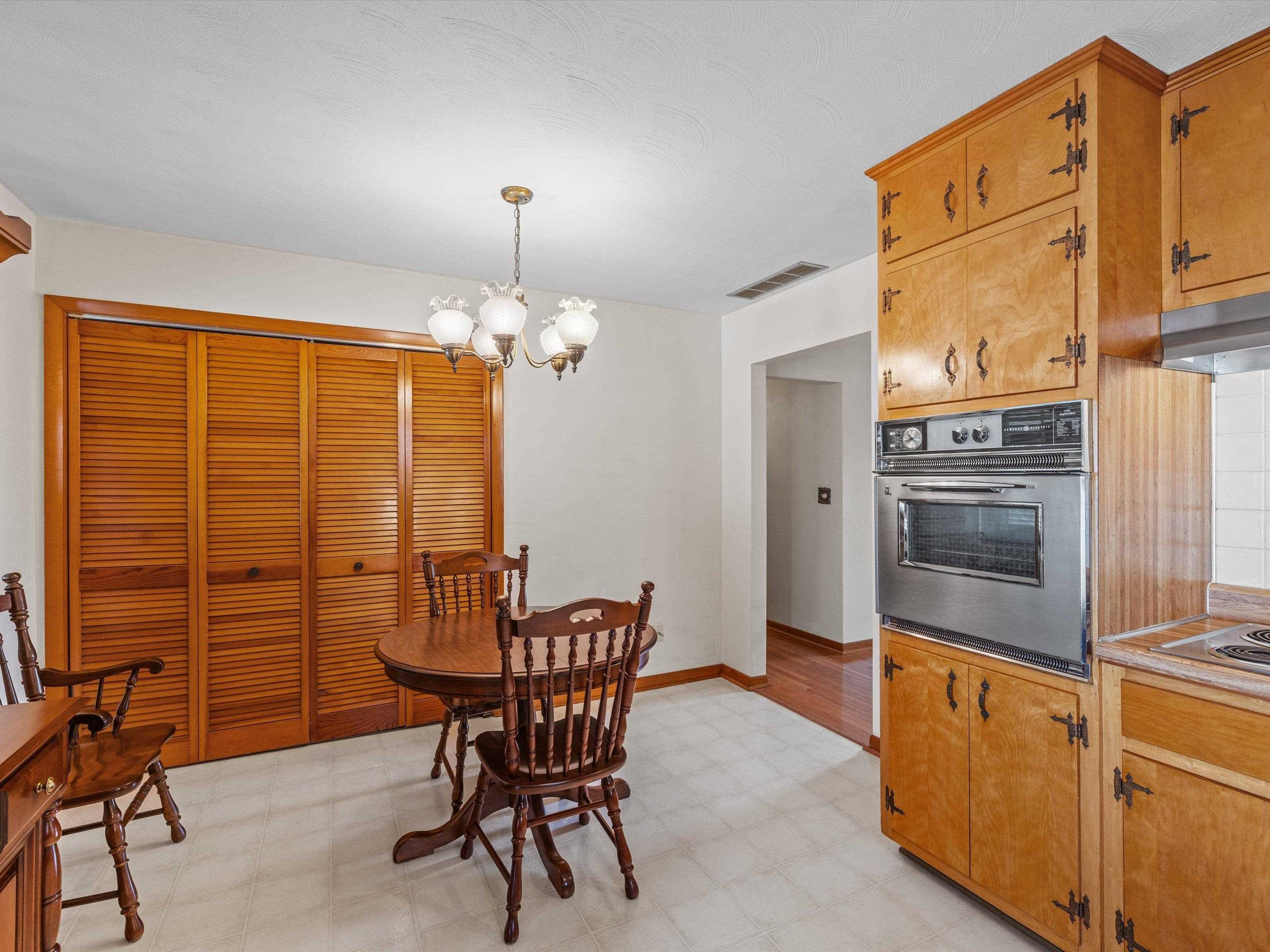 3513 Lewis Lane, Owensboro, Kentucky 42301, 3 Bedrooms Bedrooms, ,1 BathroomBathrooms,Single Family Residence,For Sale,Lewis Lane,91879